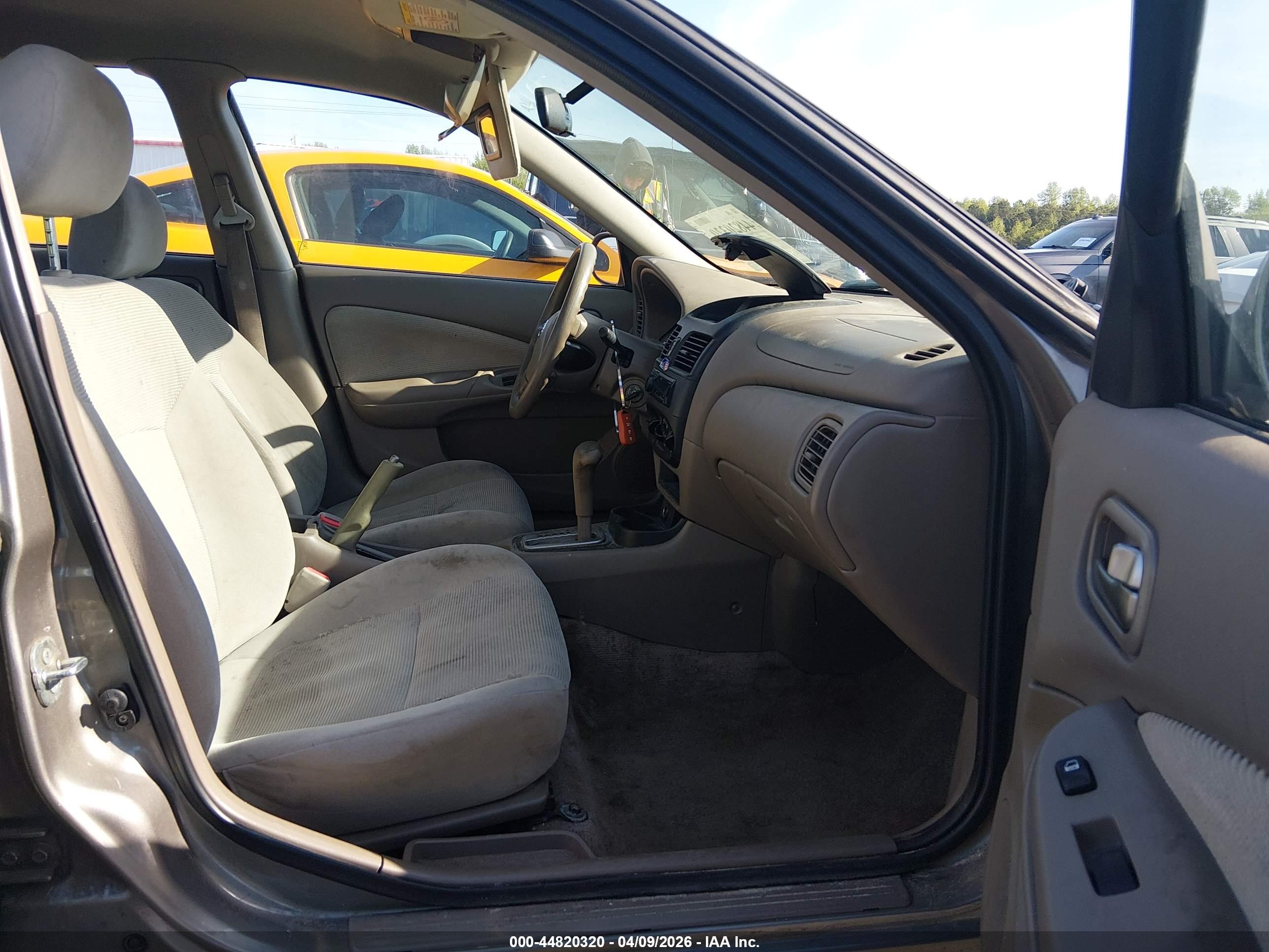 NISSAN SENTRA image 5