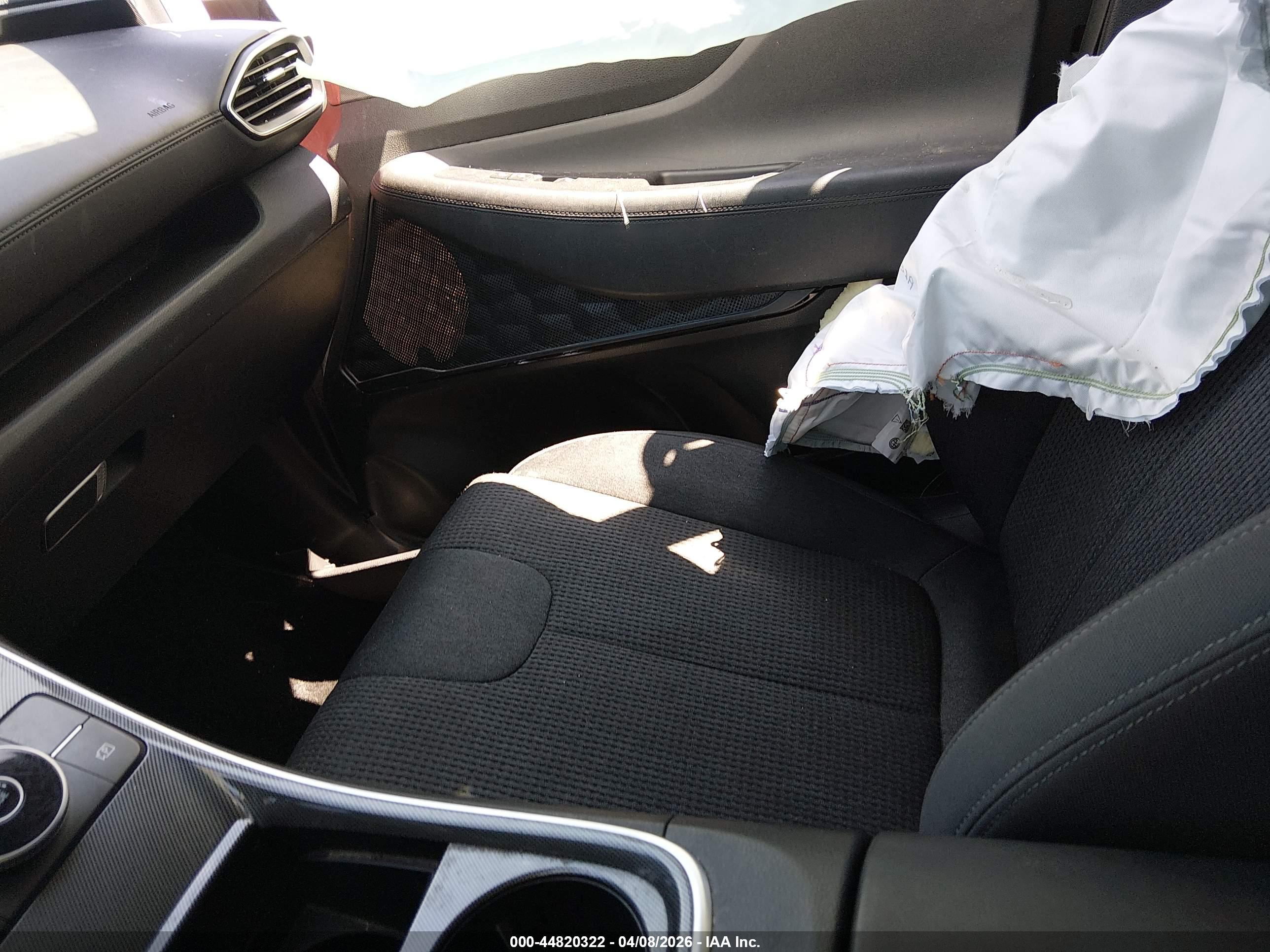 HYUNDAI SANTA image 5