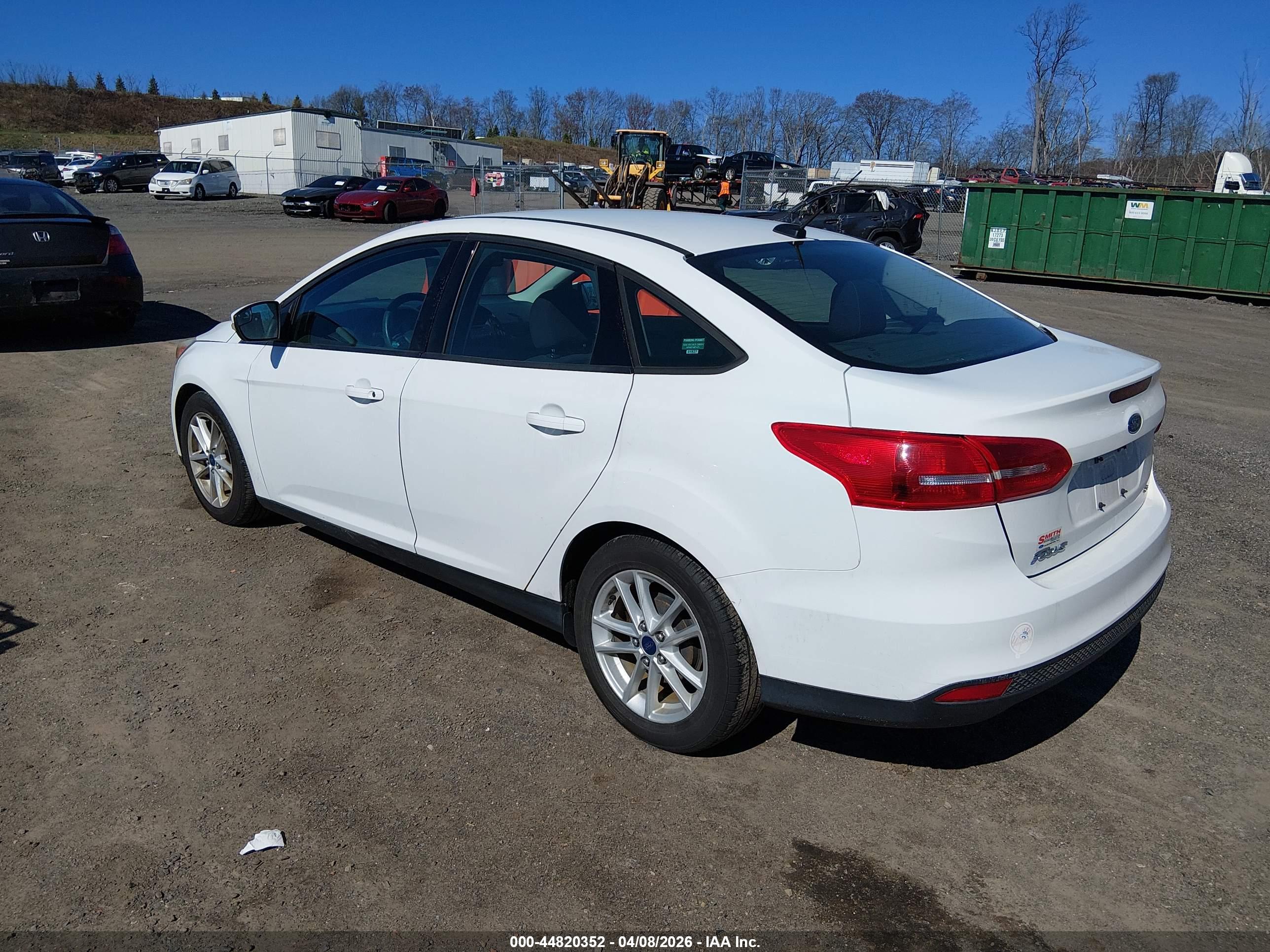 FORD FOCUS image 3