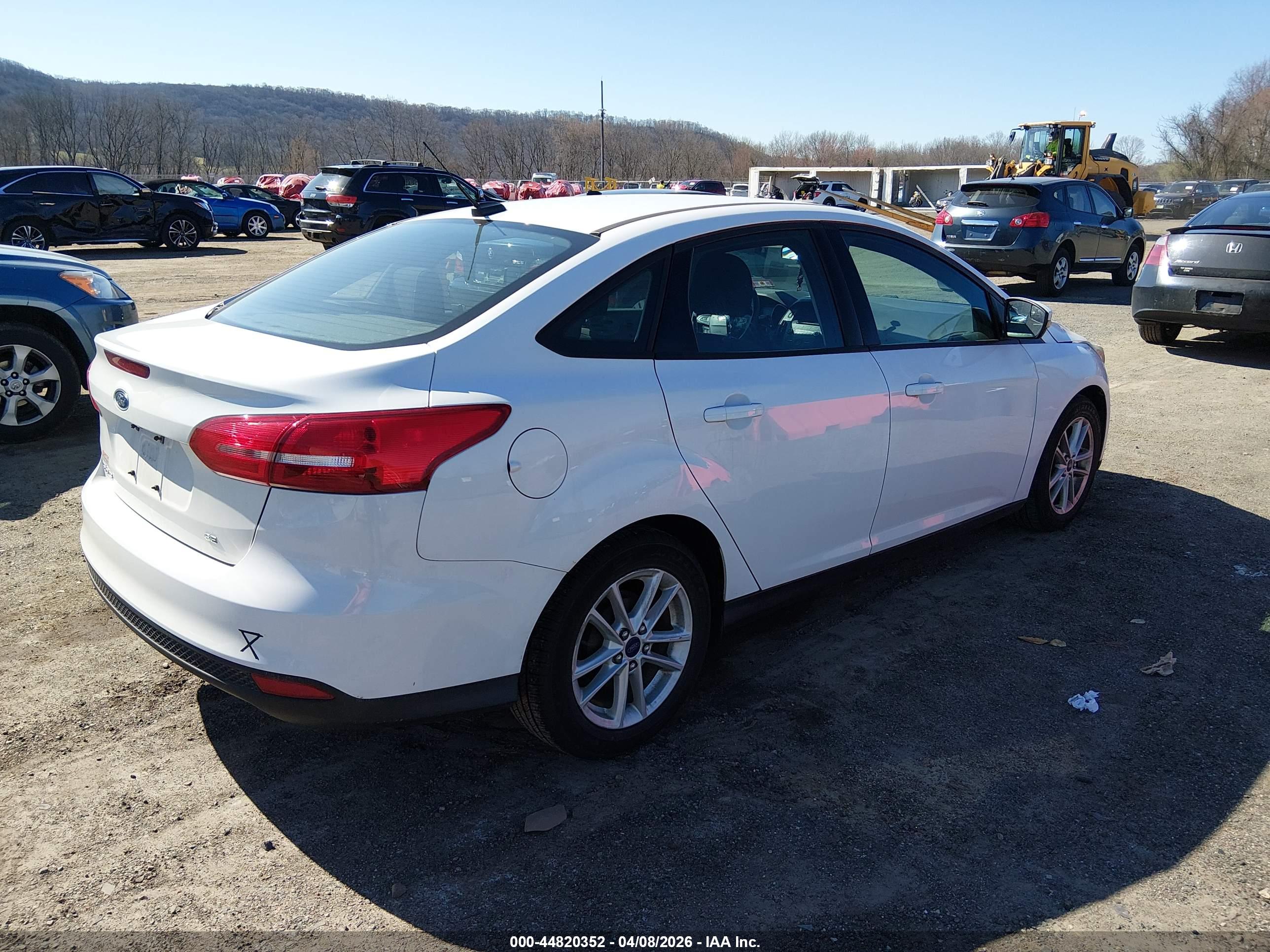 FORD FOCUS image 4