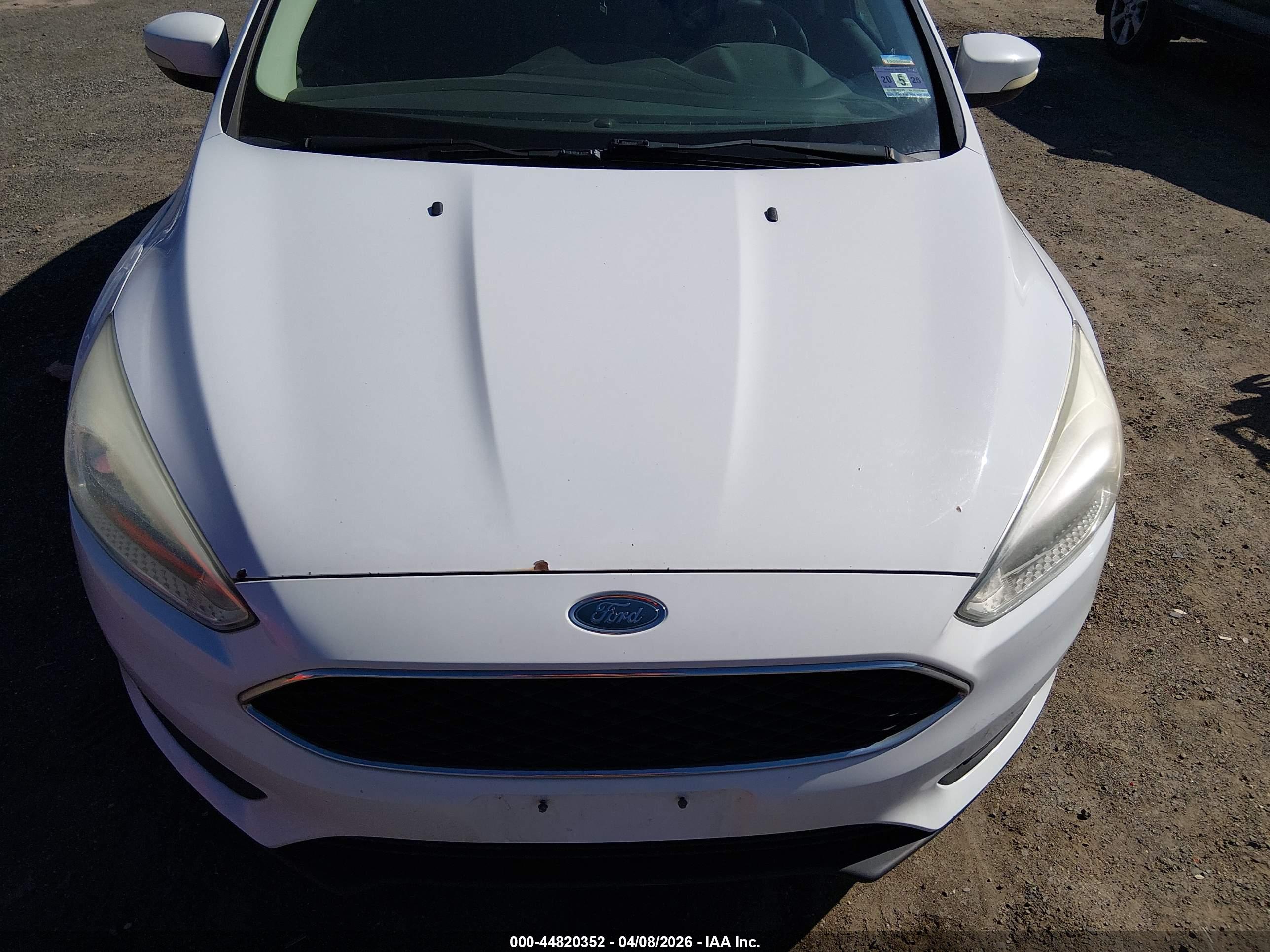 FORD FOCUS image 6