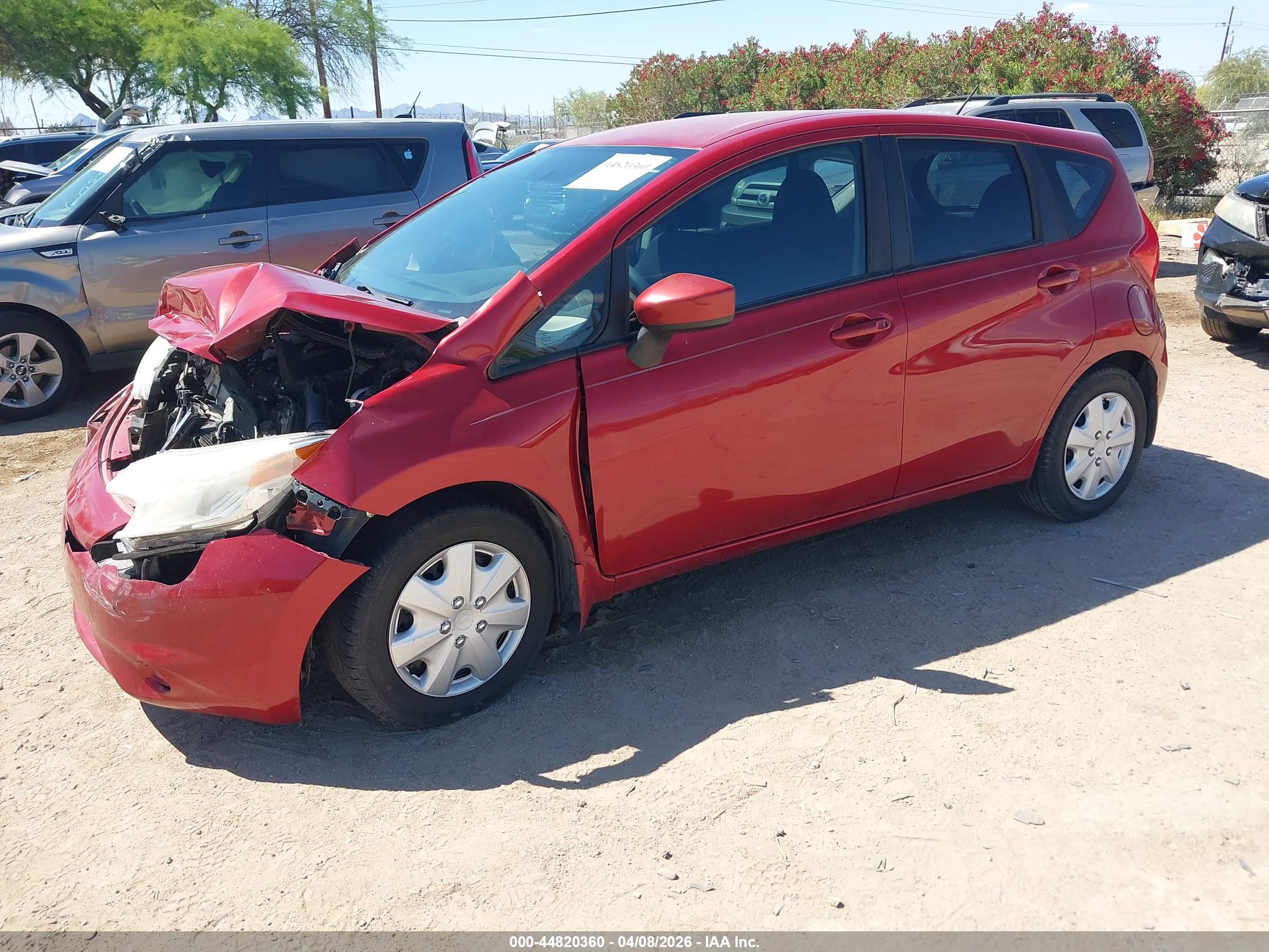 NISSAN VERSA image 2