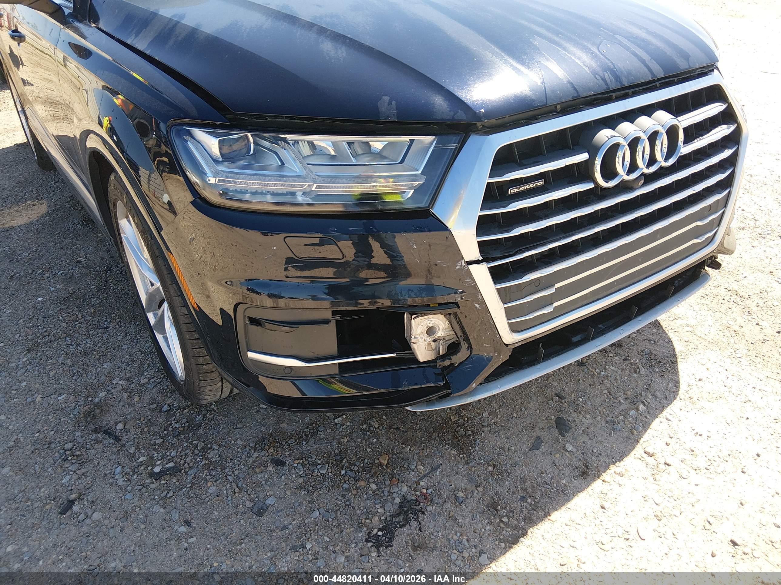 AUDI Q7 image 6