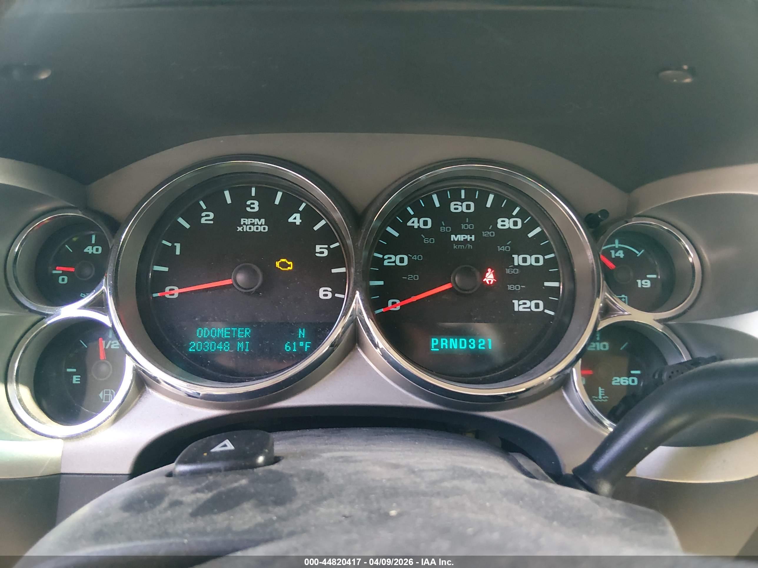CHEVROLET SILVERADO image 7