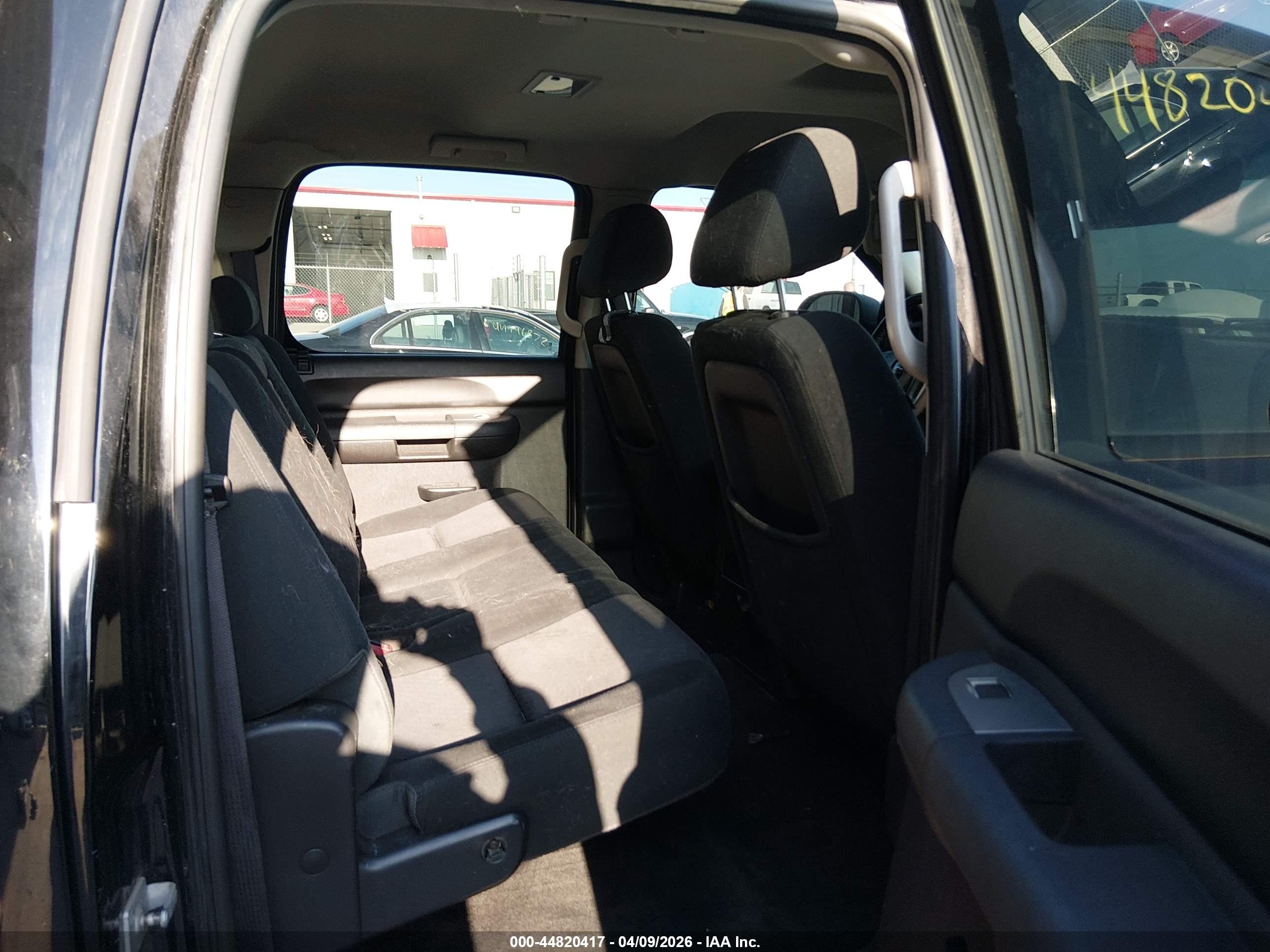 CHEVROLET SILVERADO image 8