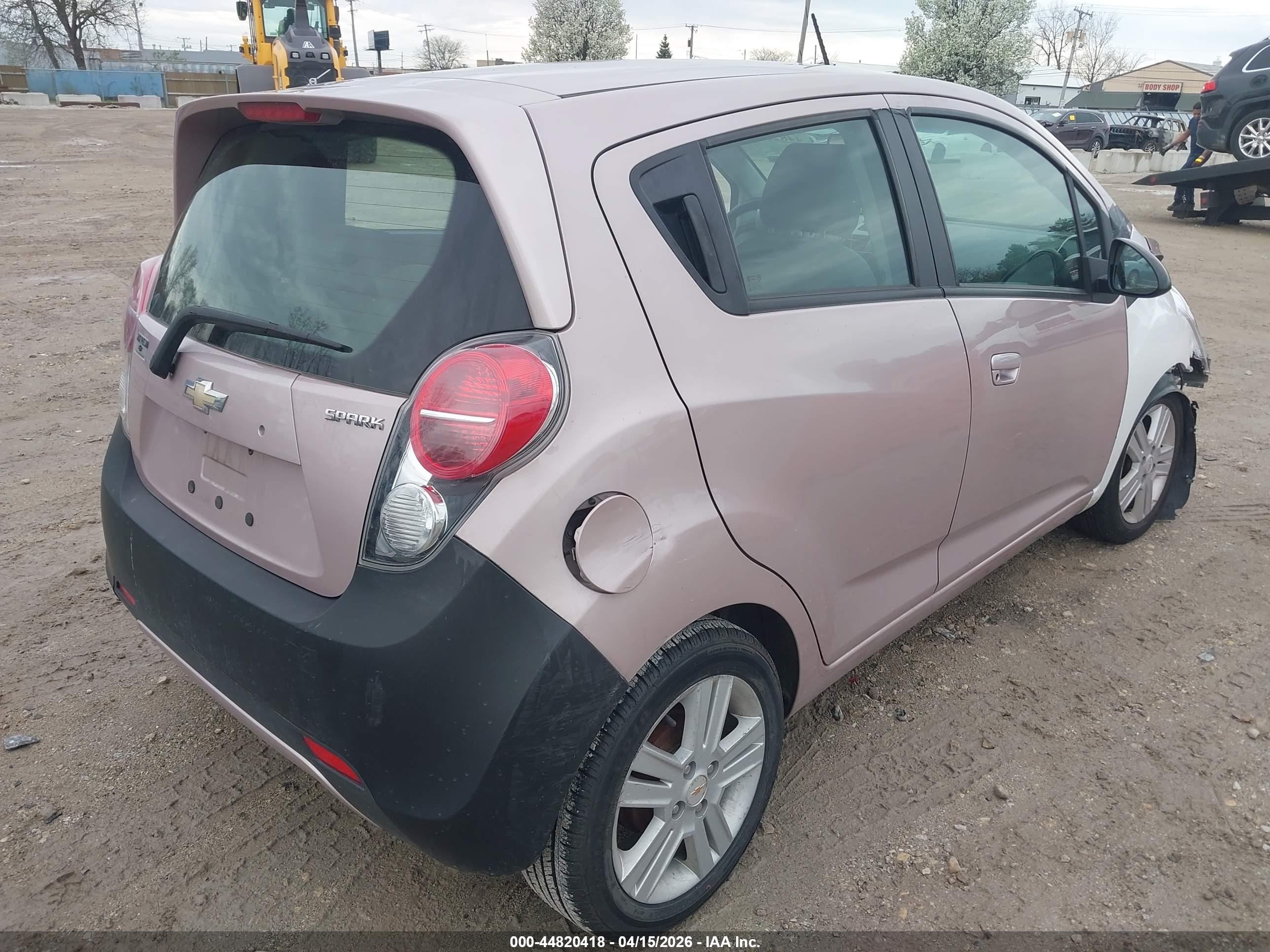CHEVROLET SPARK image 4