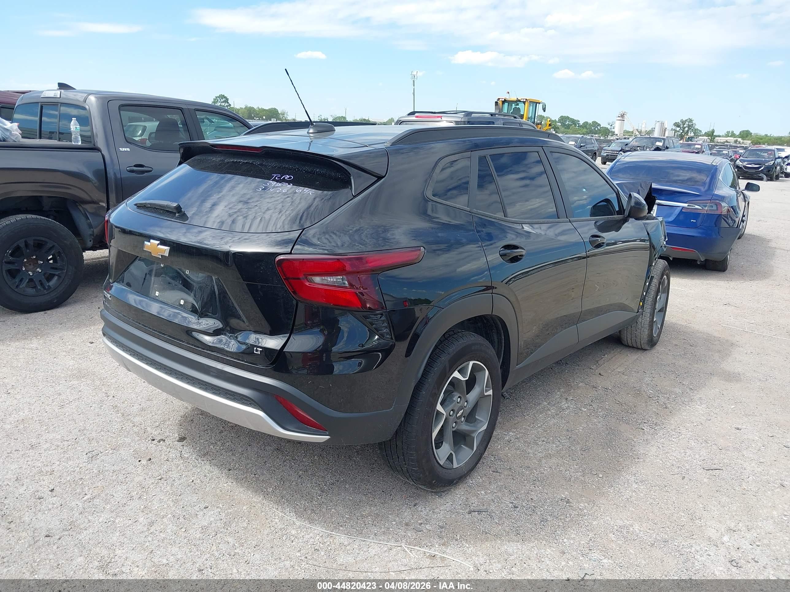 CHEVROLET TRAX image 4