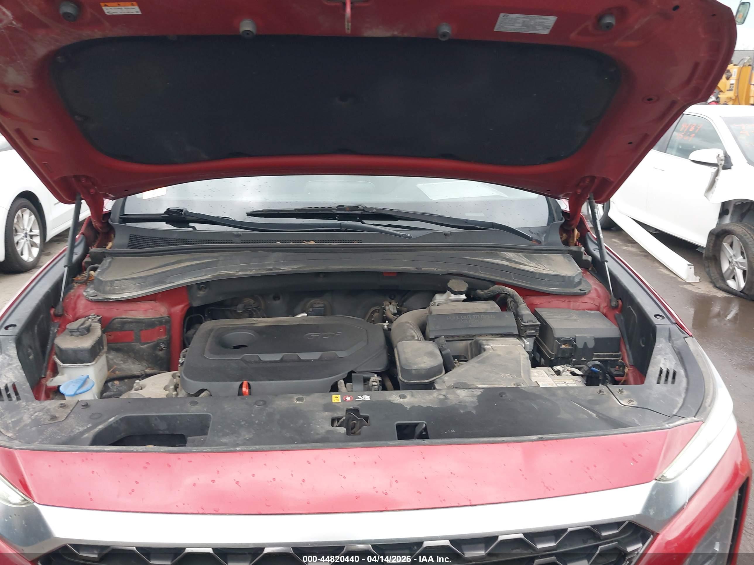 HYUNDAI SANTA image 10