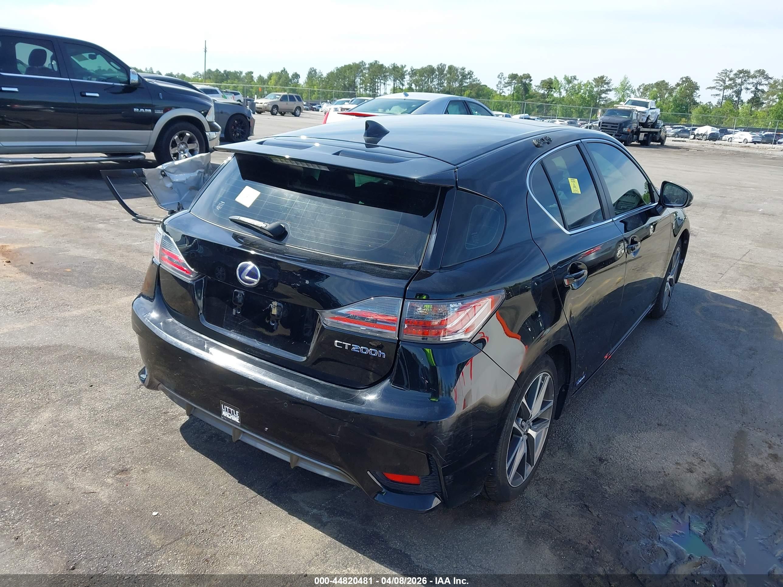 LEXUS CT image 4