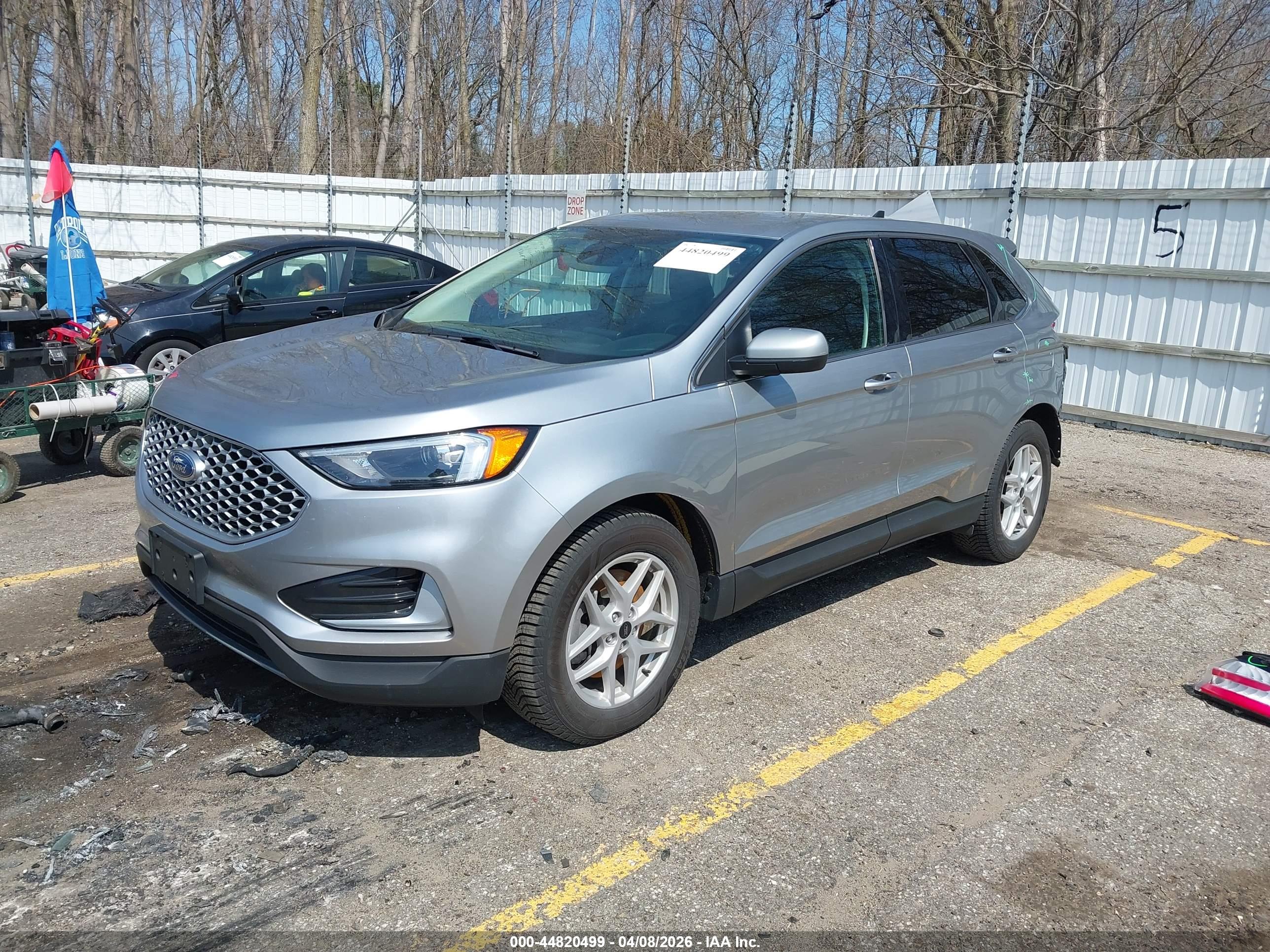 FORD EDGE image 2