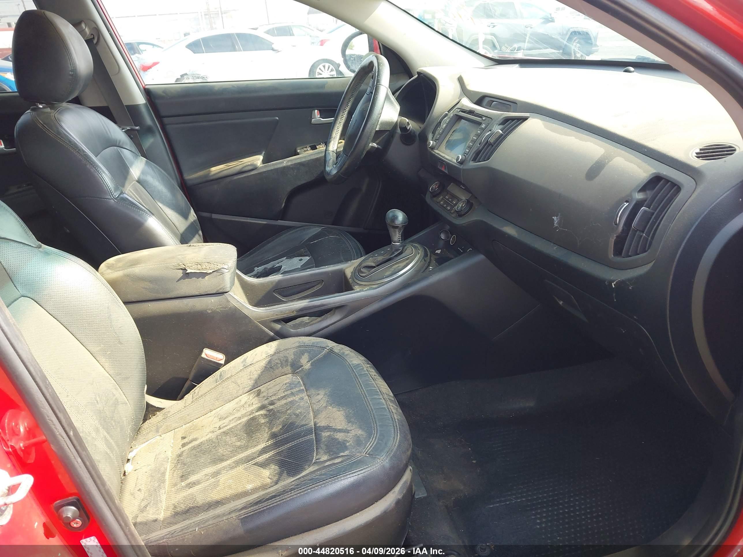 KIA SPORTAGE image 5