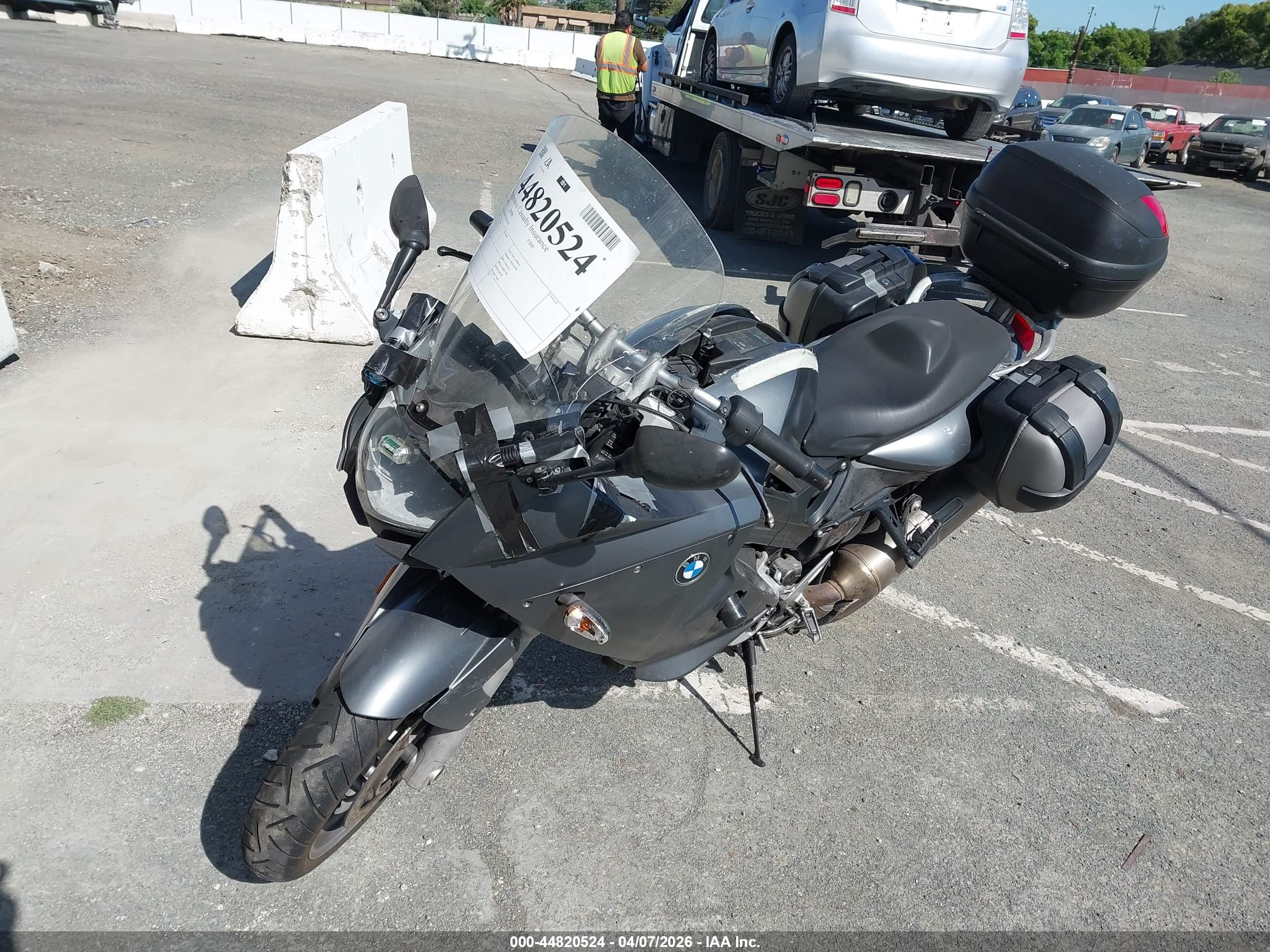 BMW F800 image 2