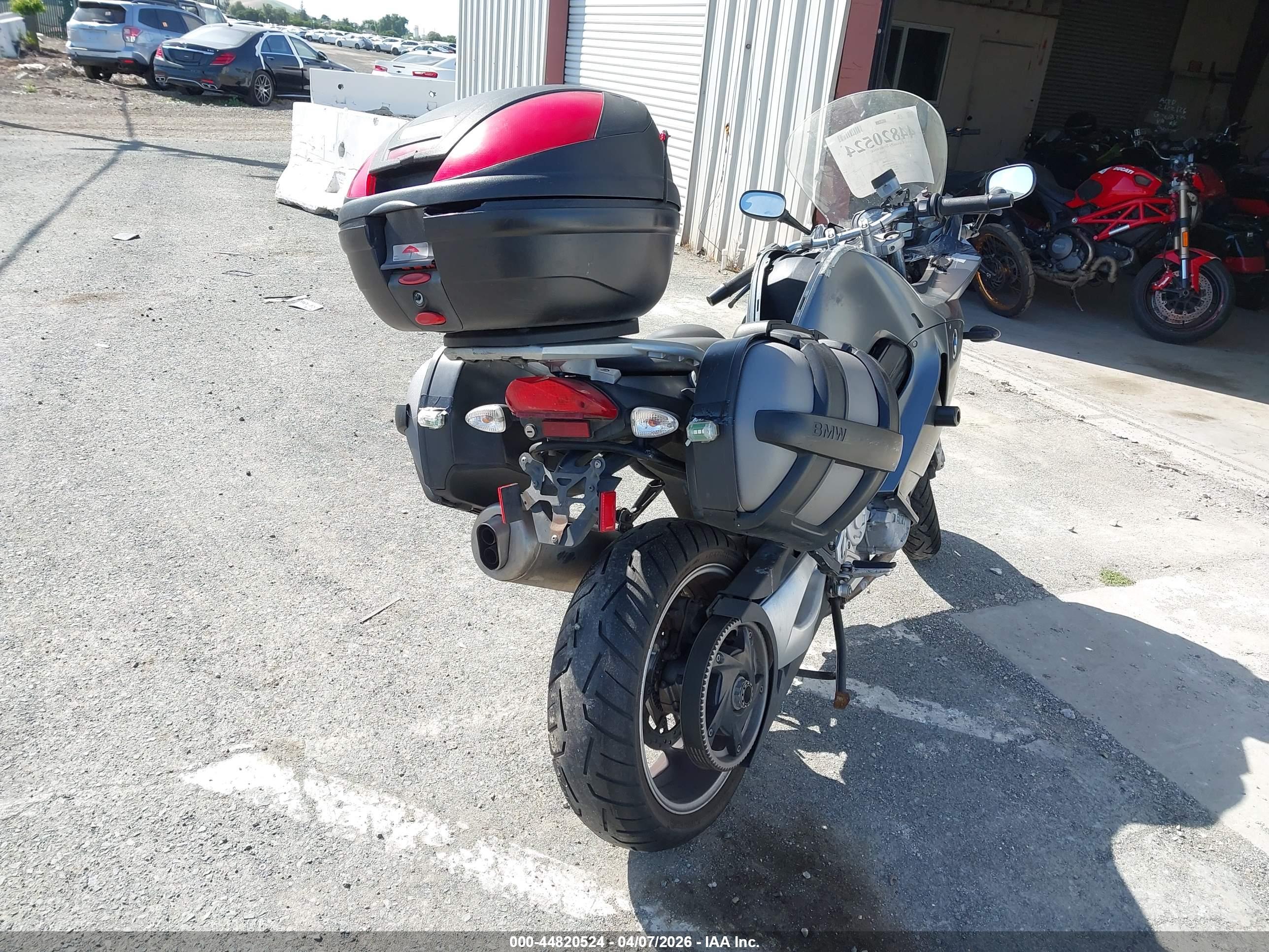 BMW F800 image 4