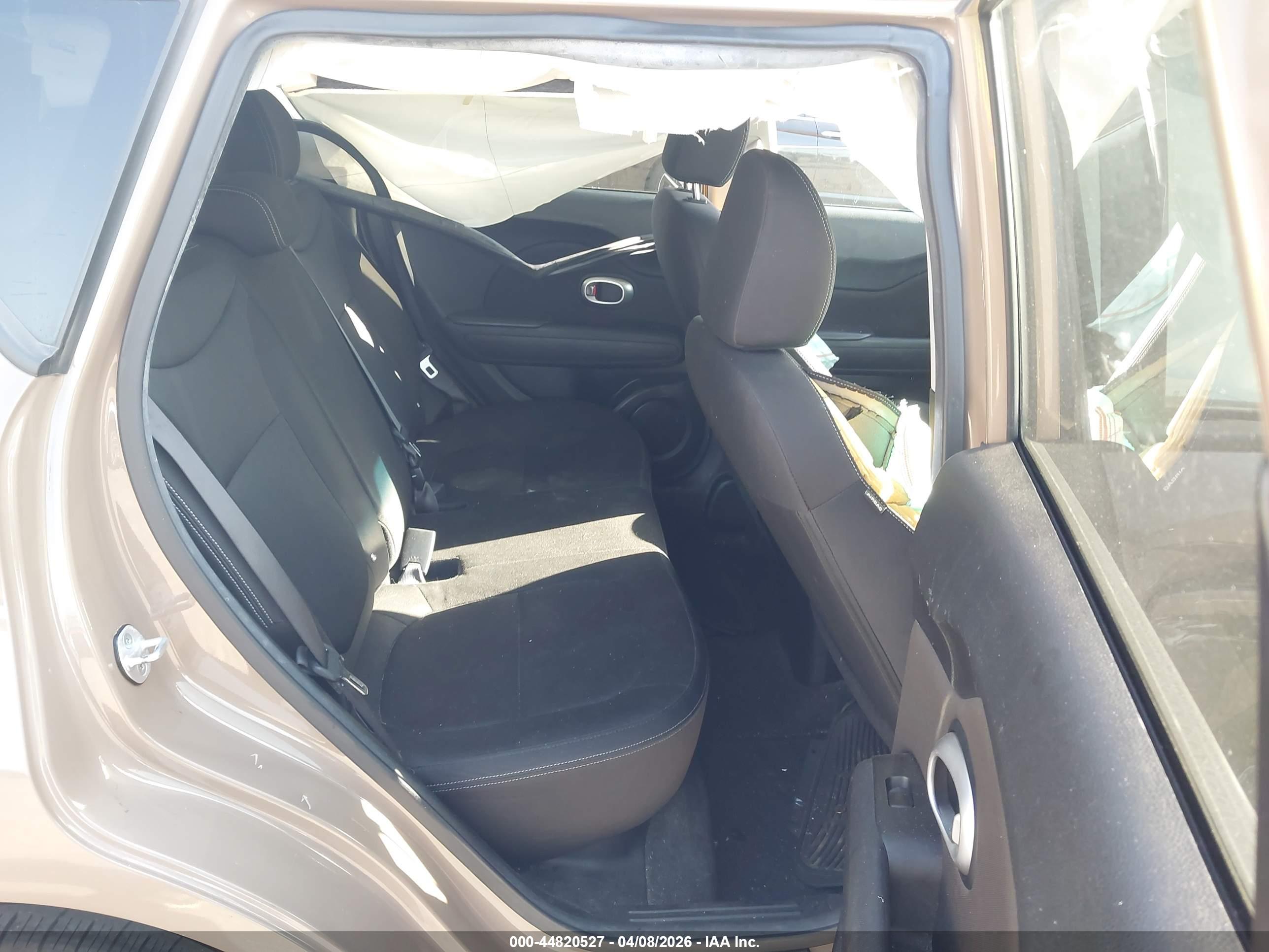 KIA SOUL image 8