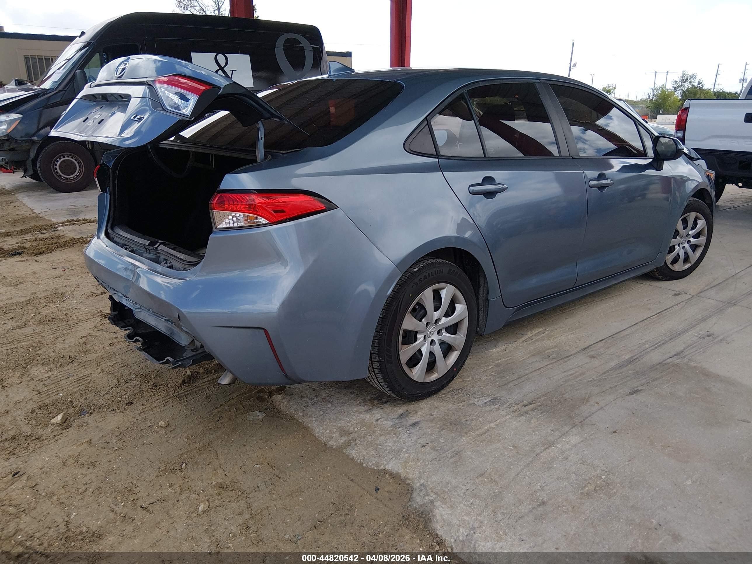TOYOTA COROLLA image 4