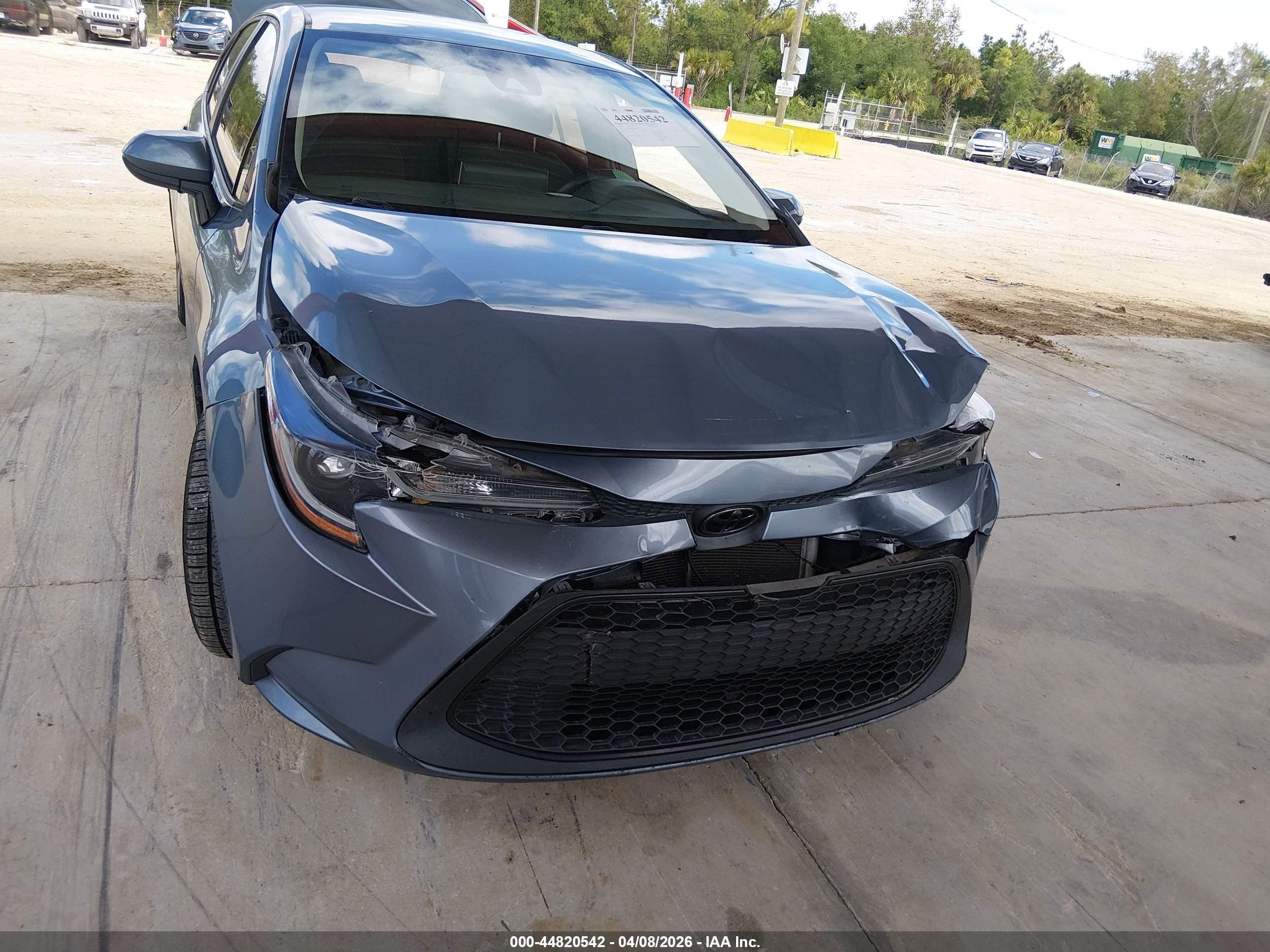 TOYOTA COROLLA image 6