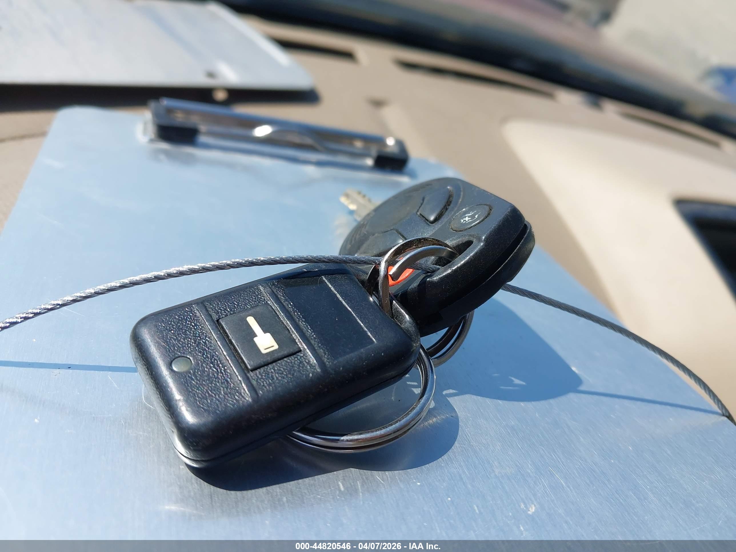 FORD ESCAPE image 11