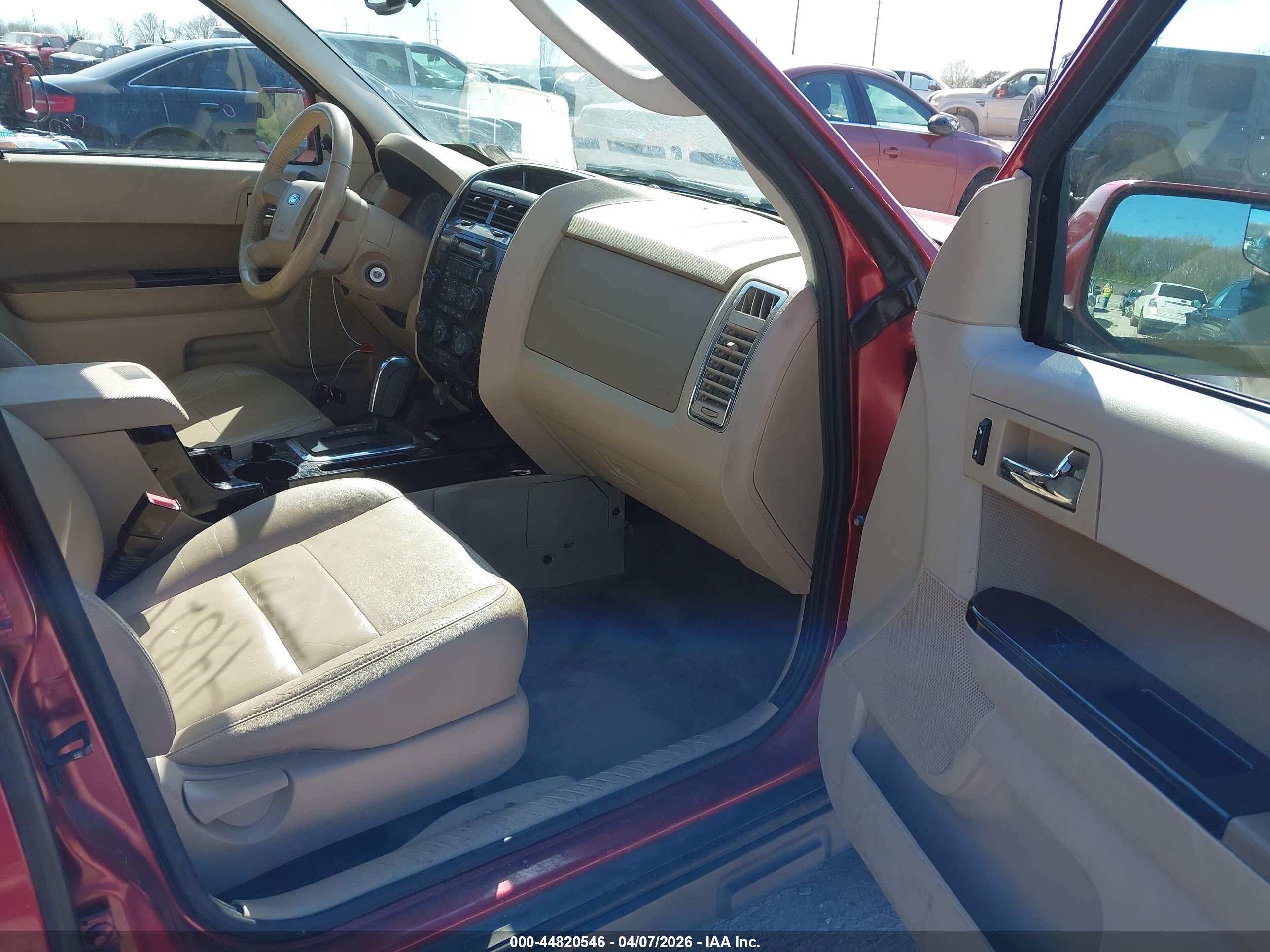 FORD ESCAPE image 5