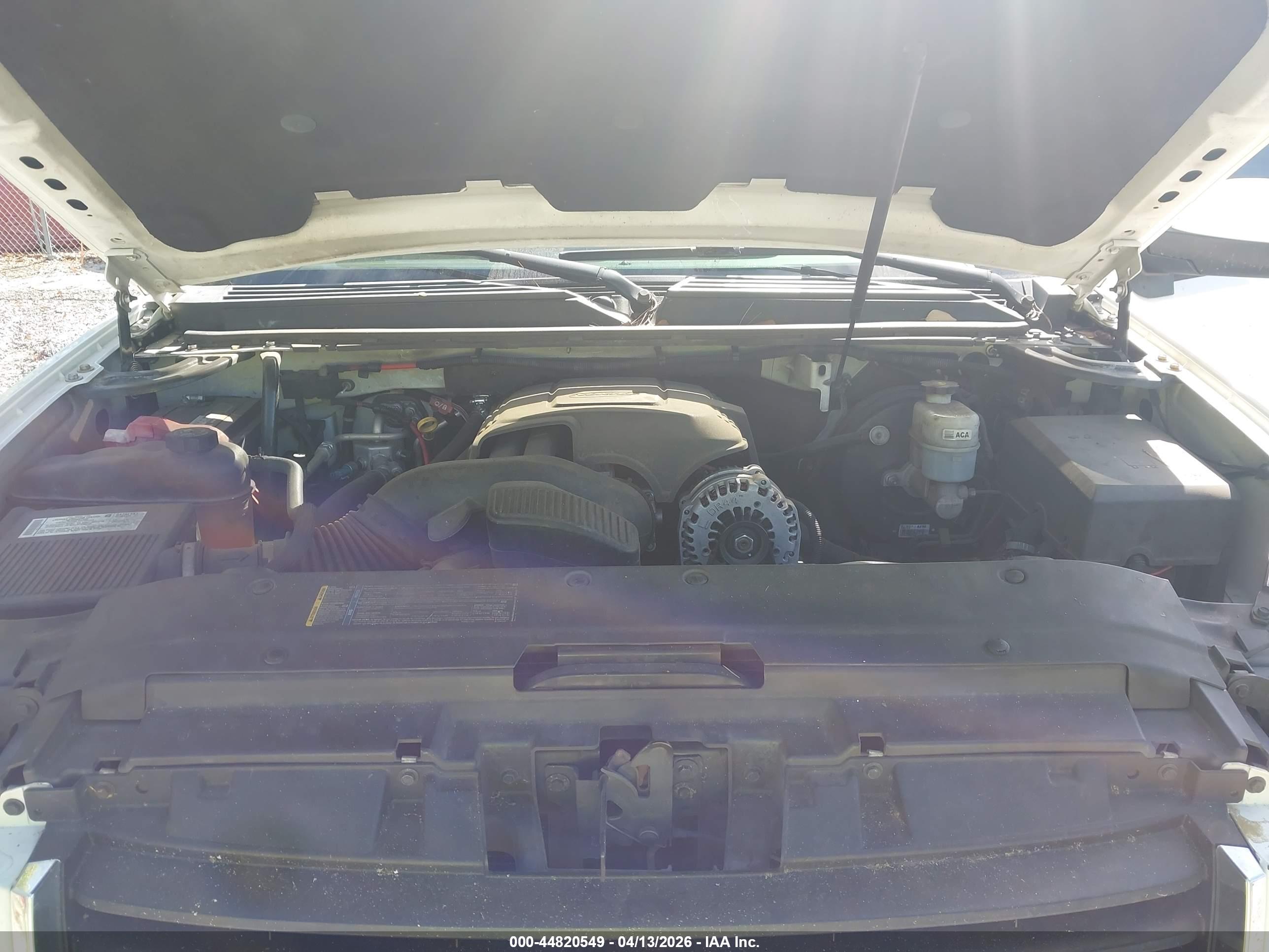 GMC YUKON image 10