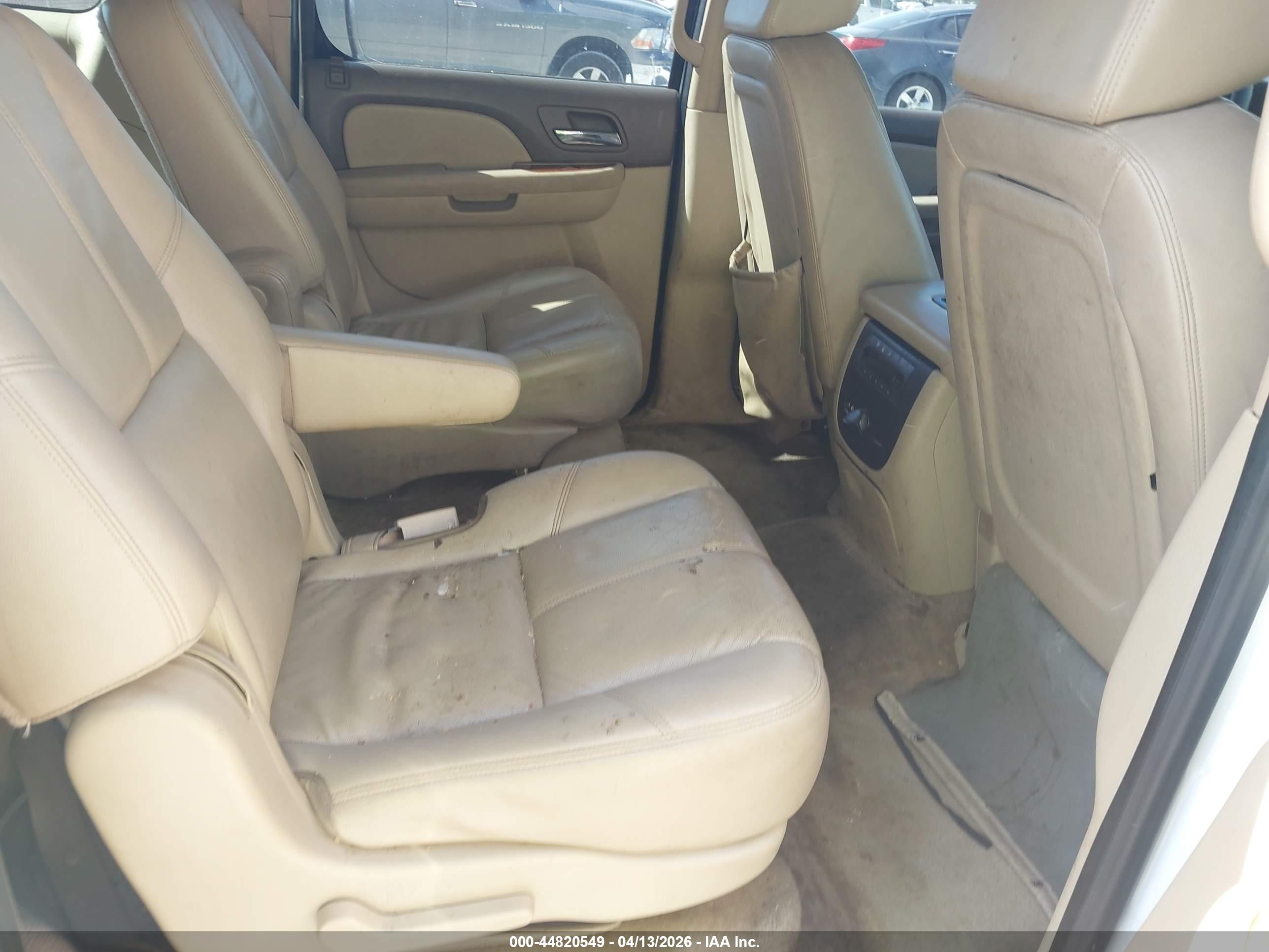 GMC YUKON image 8