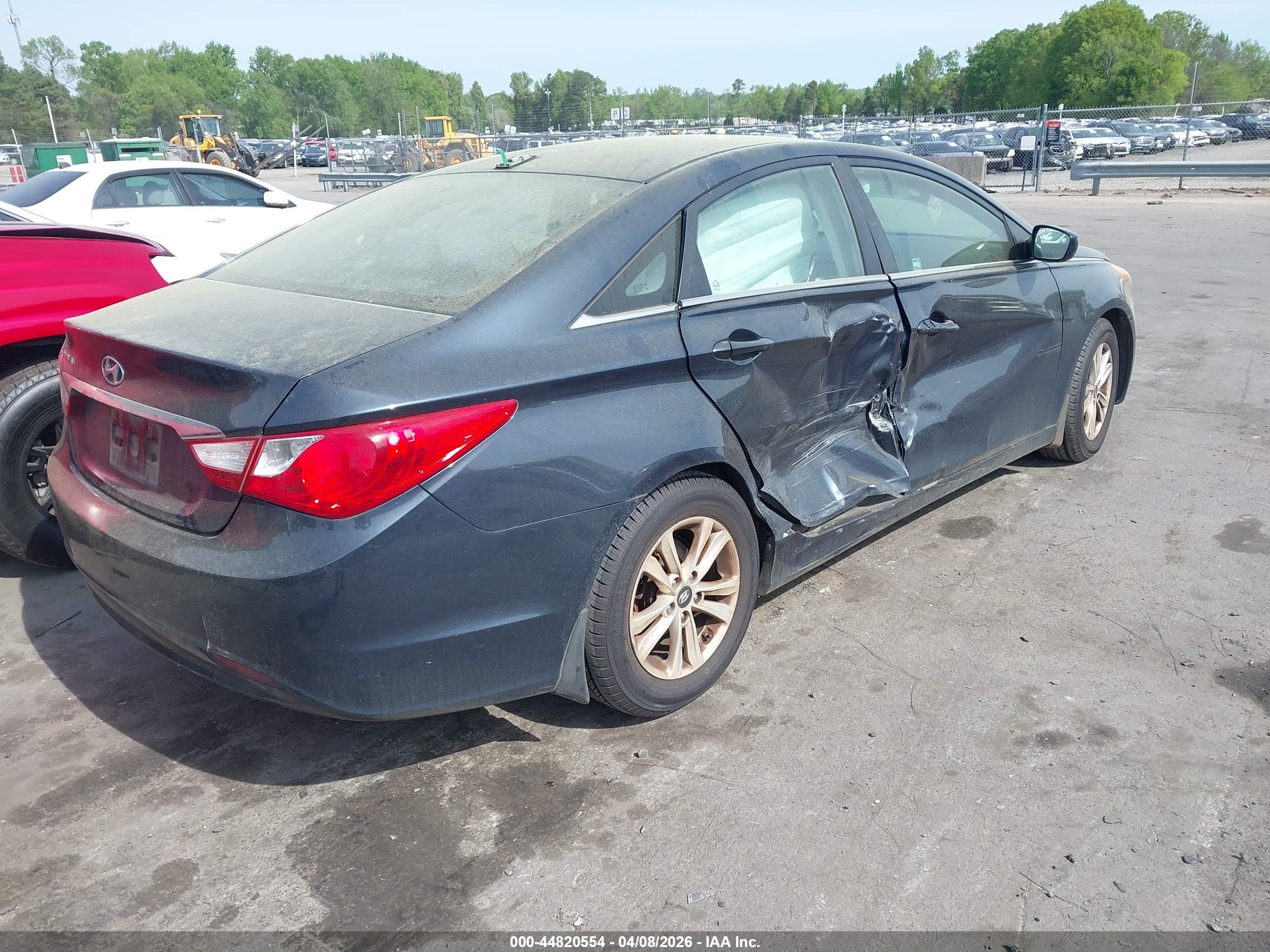 HYUNDAI SONATA image 4
