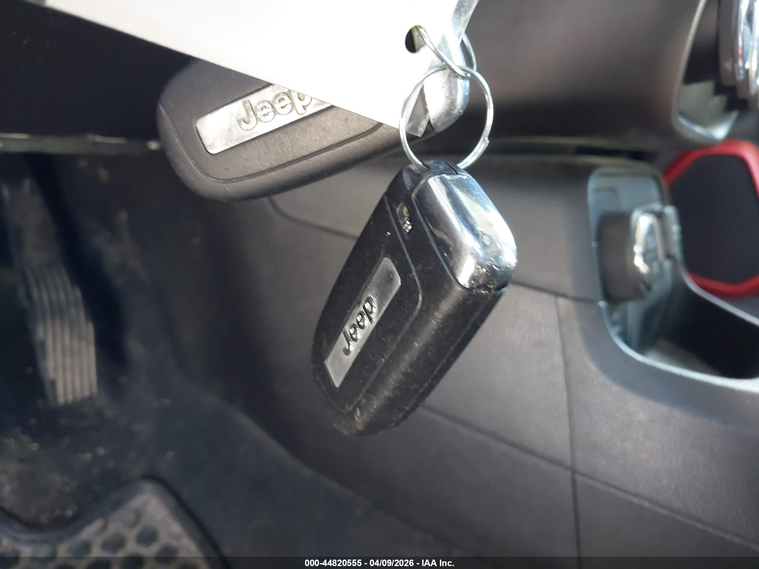 JEEP RENEGADE image 11