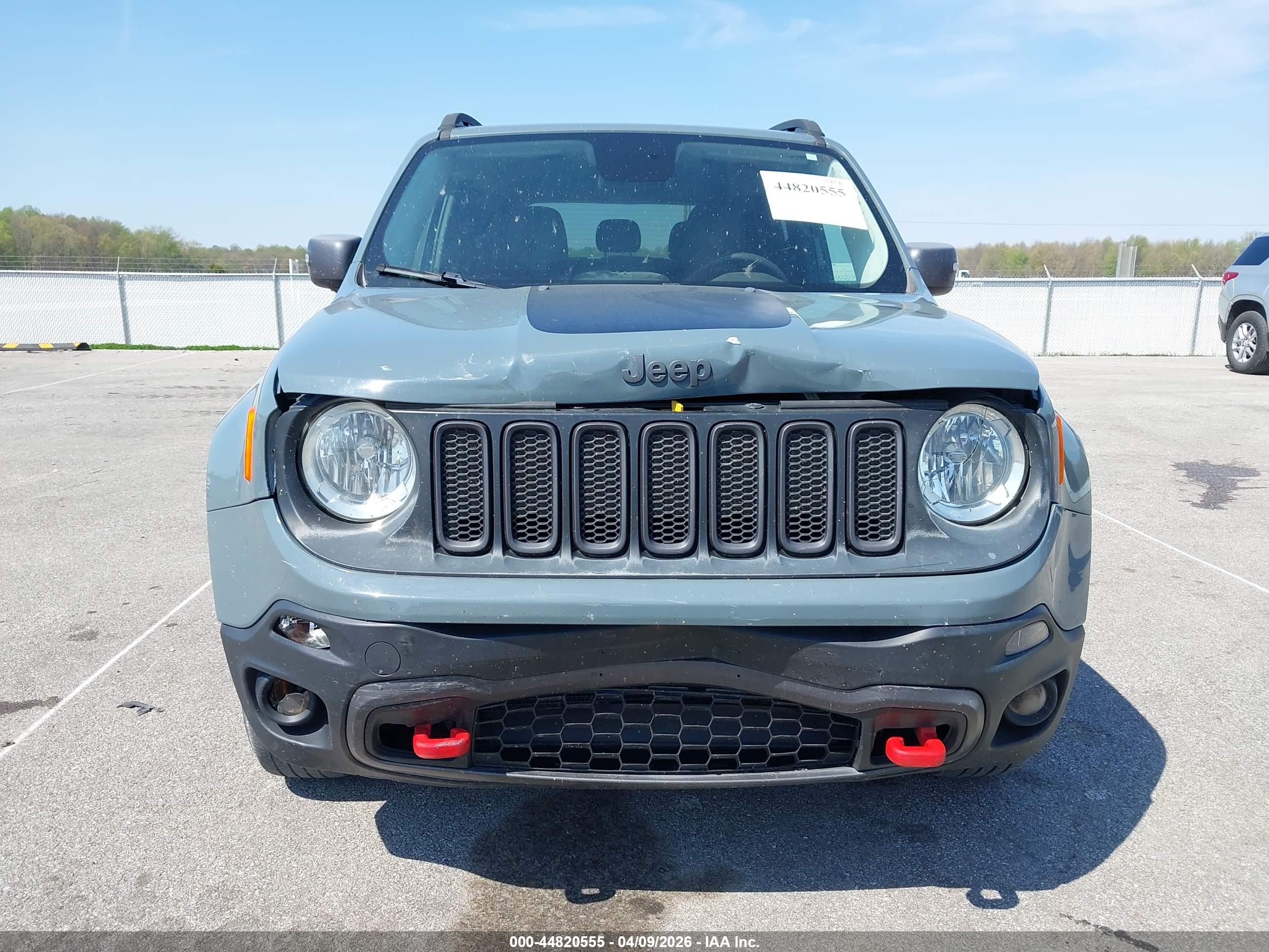 JEEP RENEGADE image 6