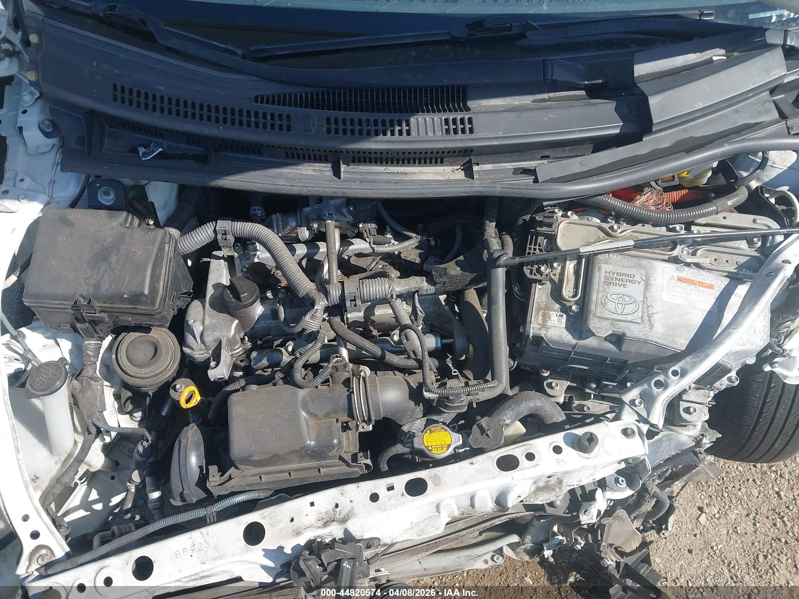 TOYOTA PRIUS image 10