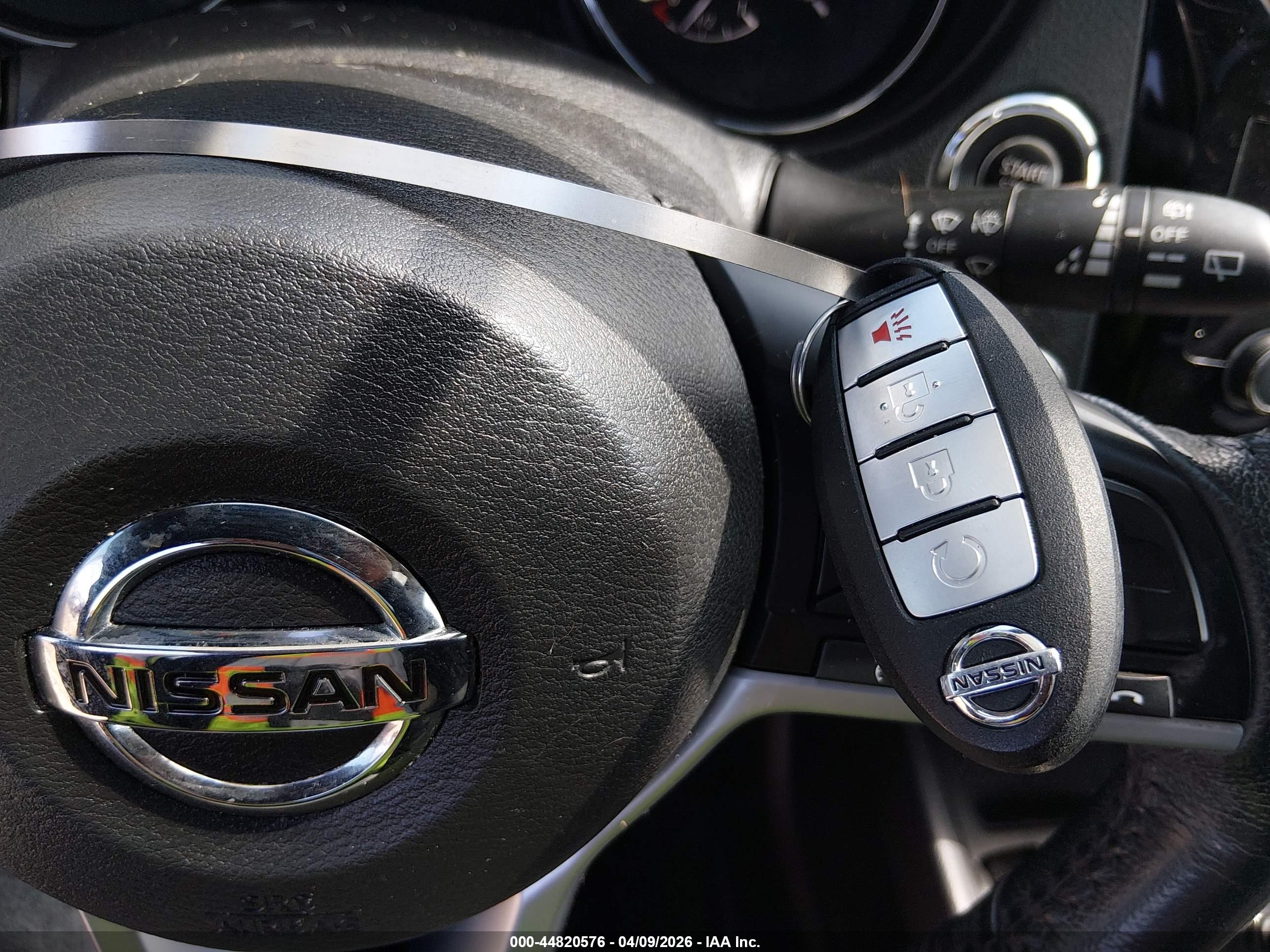 NISSAN ROGUE image 11