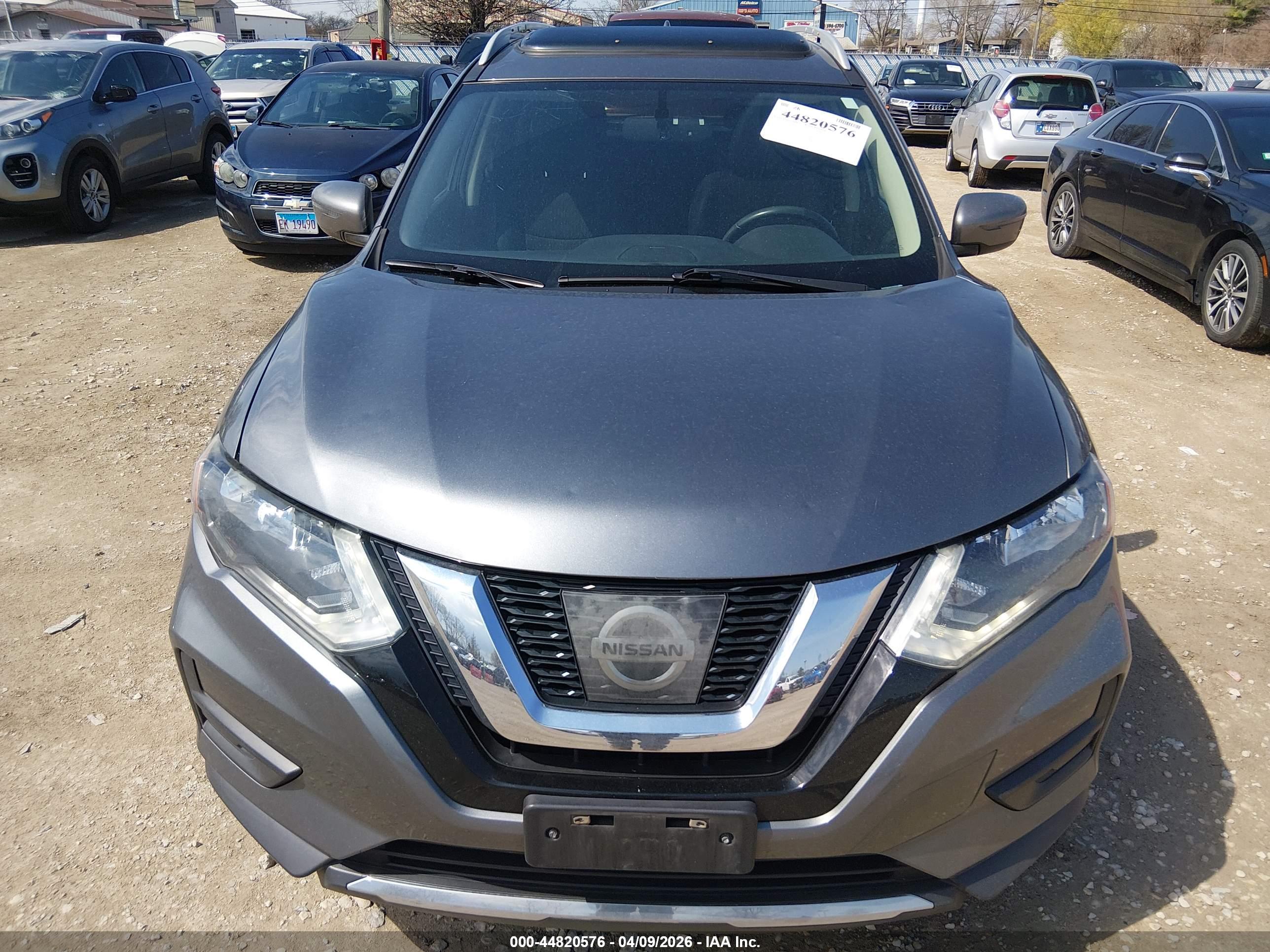 NISSAN ROGUE image 6