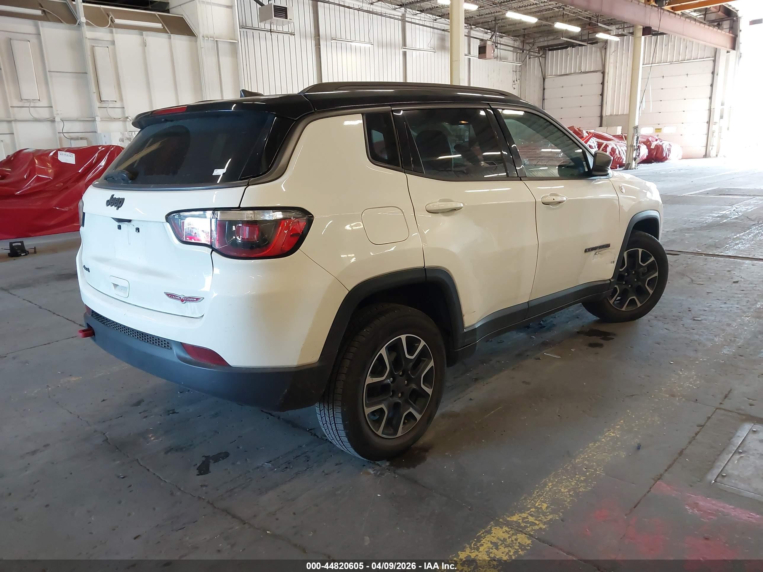 JEEP COMPASS image 4
