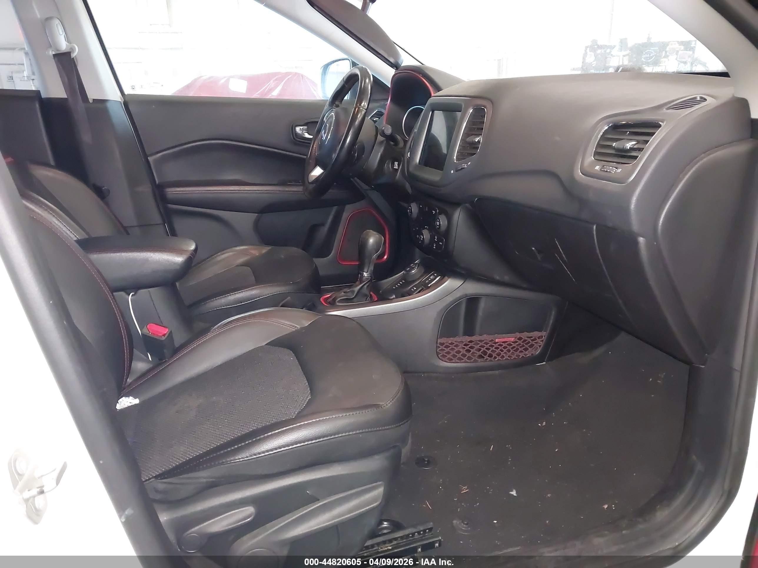 JEEP COMPASS image 5