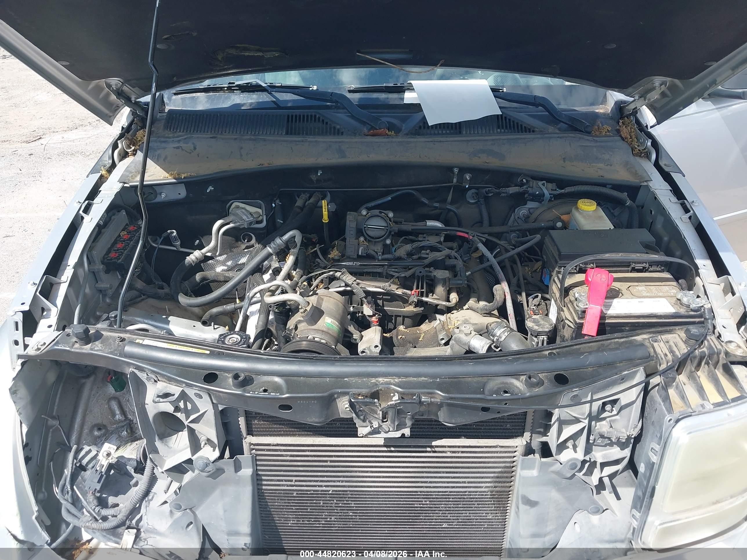 DODGE NITRO image 10