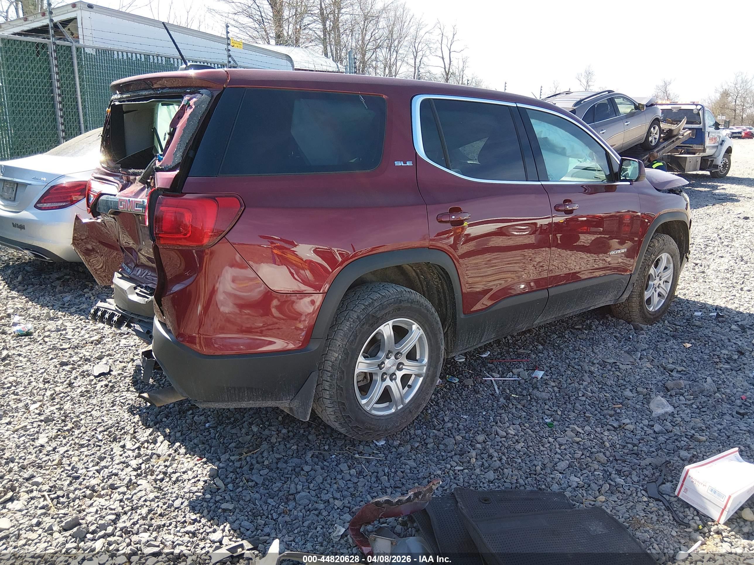 GMC ACADIA image 4