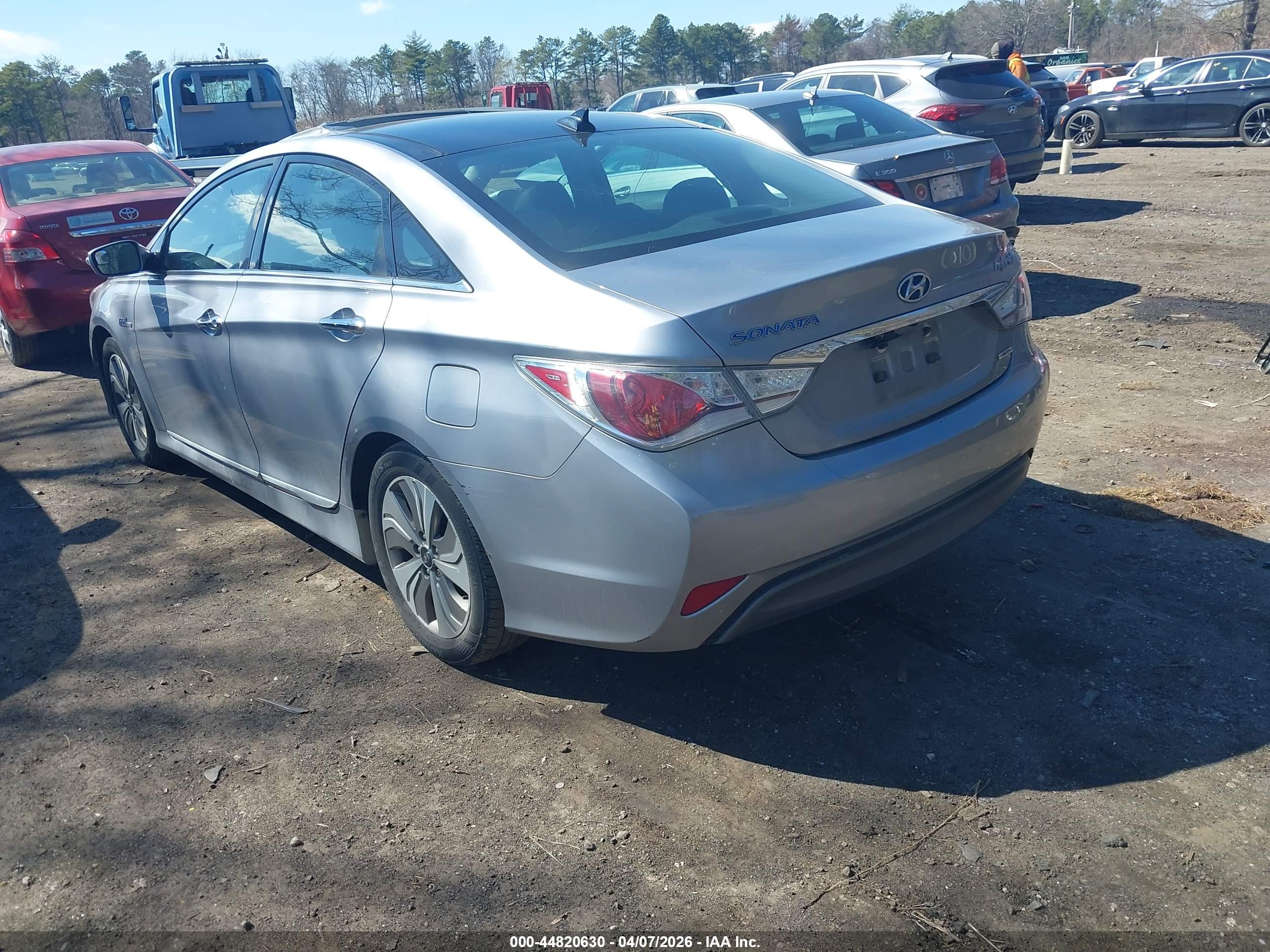 HYUNDAI SONATA image 3