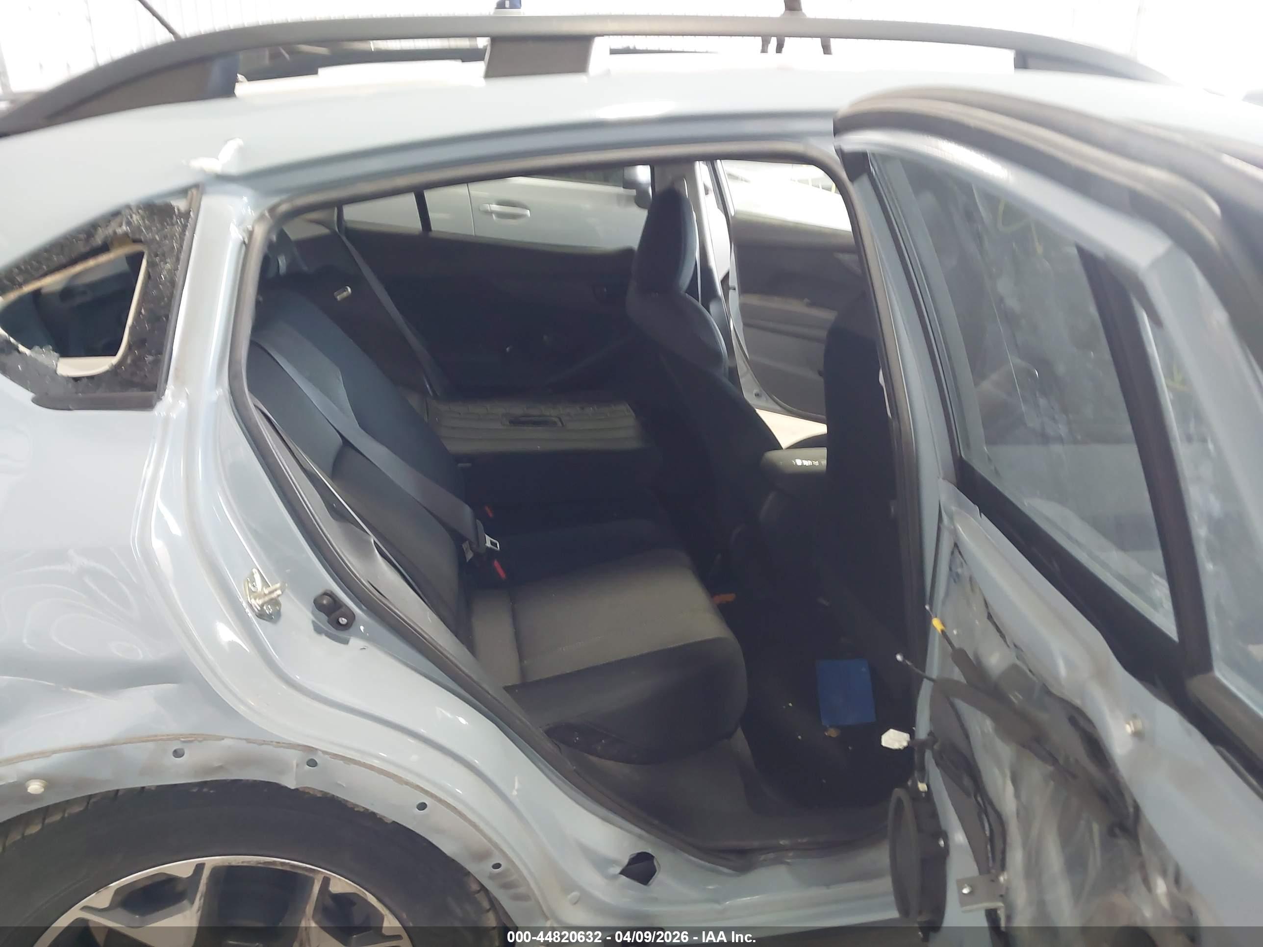 SUBARU CROSSTREK image 8