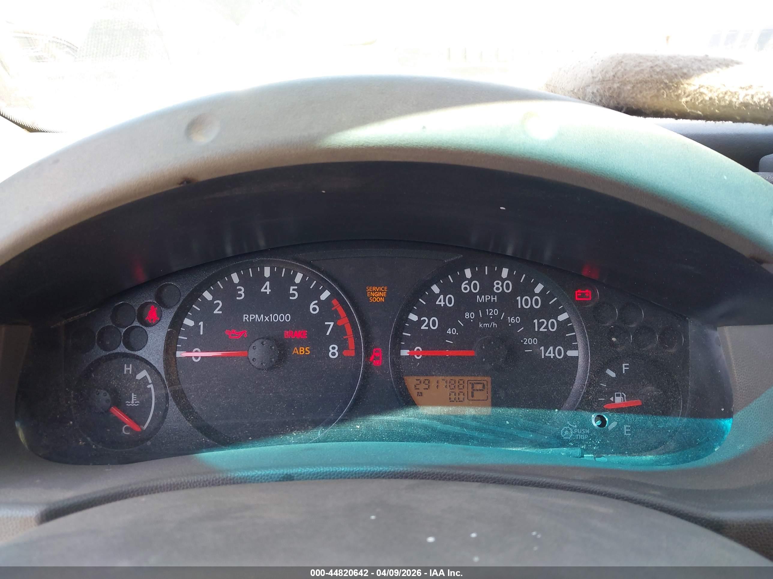 NISSAN FRONTIER image 7