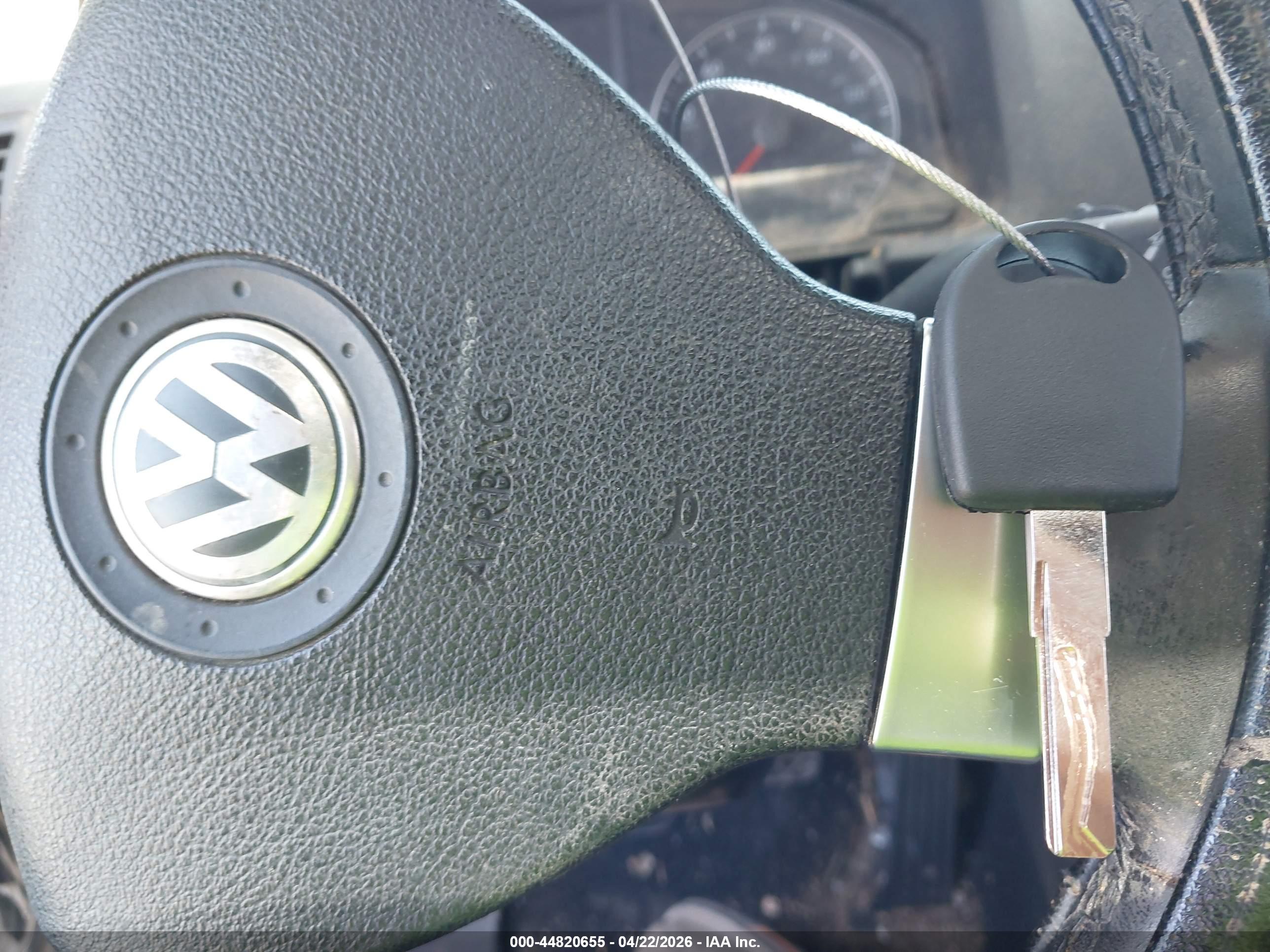 VOLKSWAGEN JETTA image 11