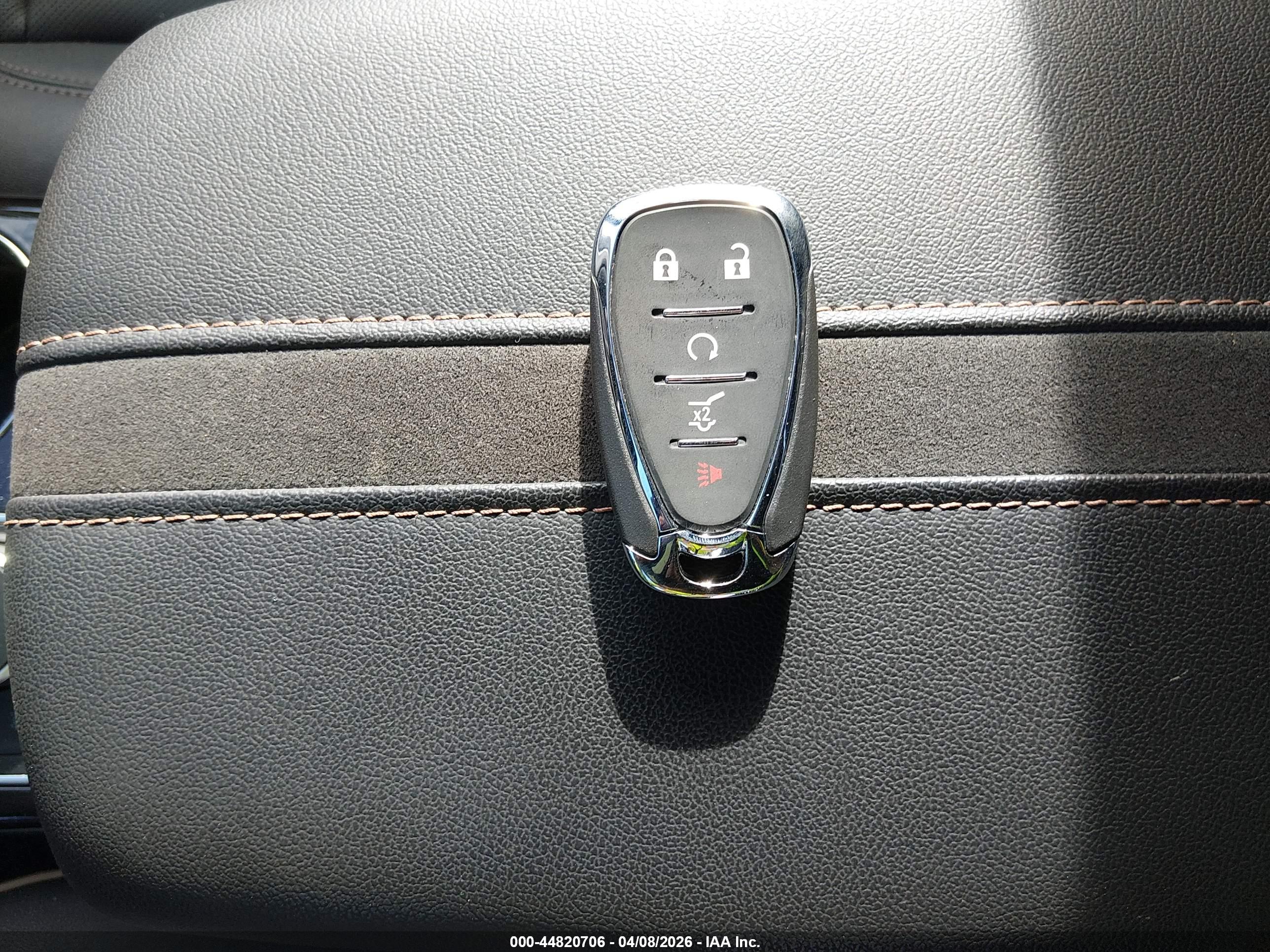 CHEVROLET BLAZER image 11