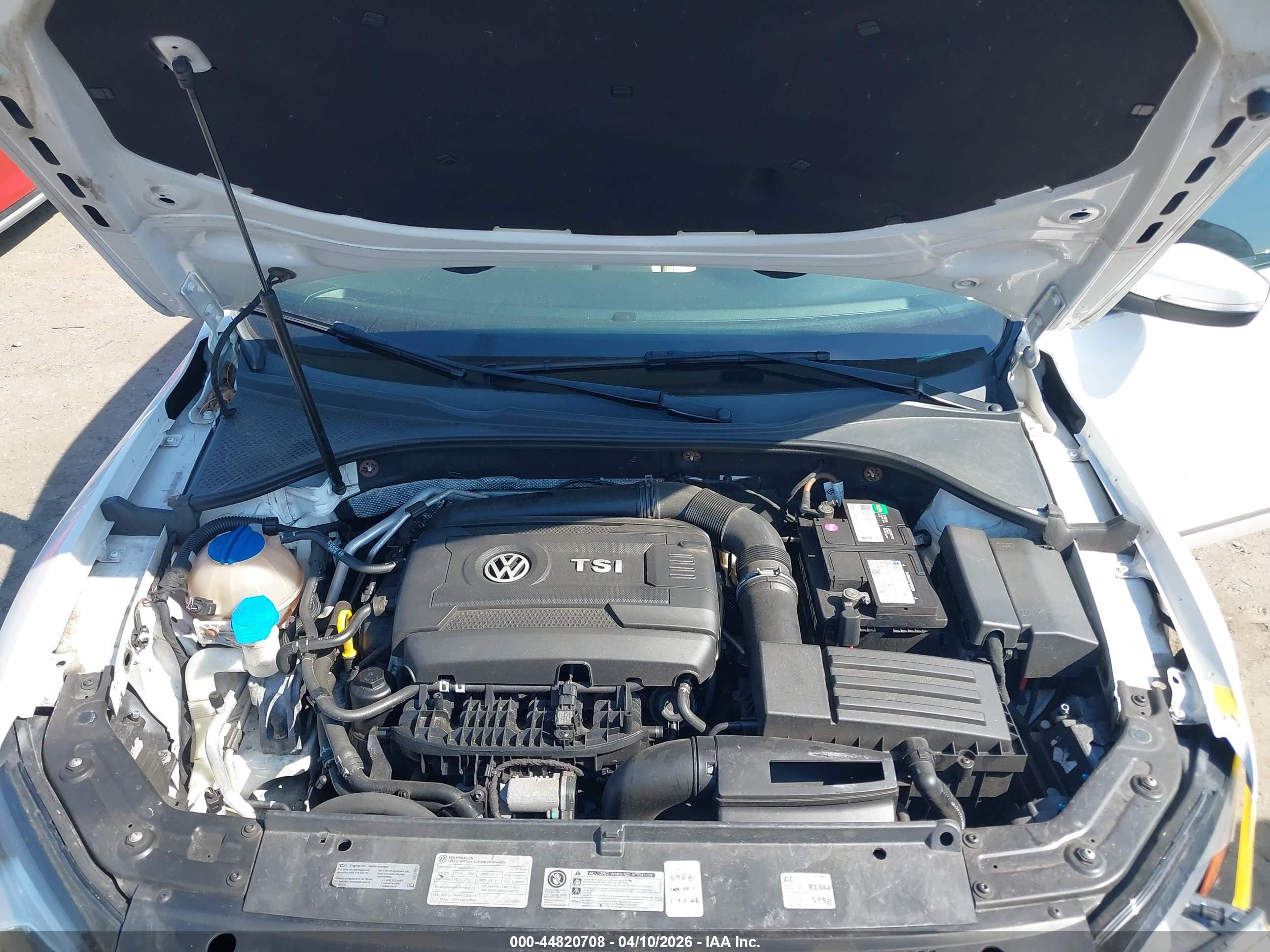 VOLKSWAGEN PASSAT image 10