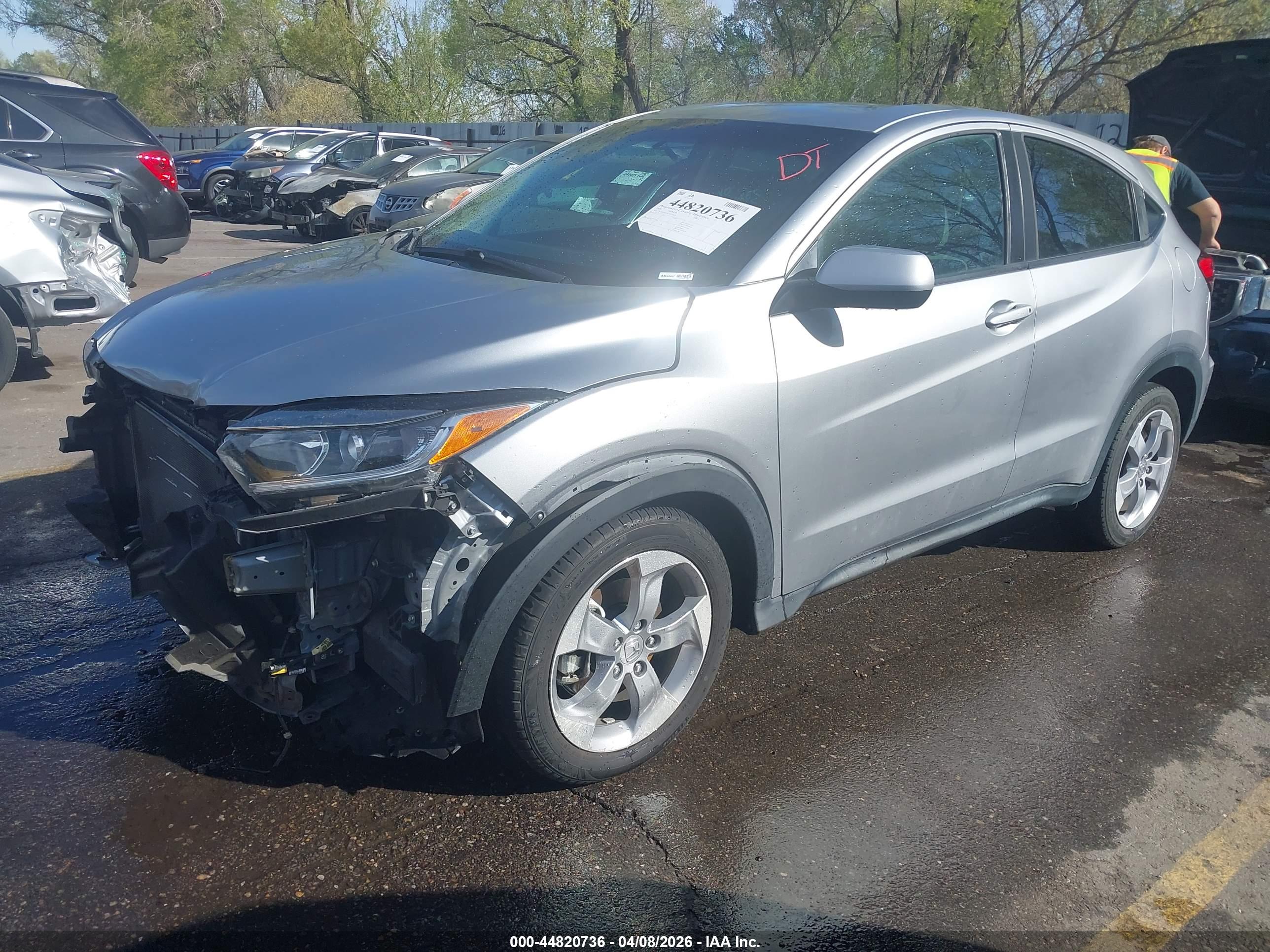 HONDA HR-V image 2
