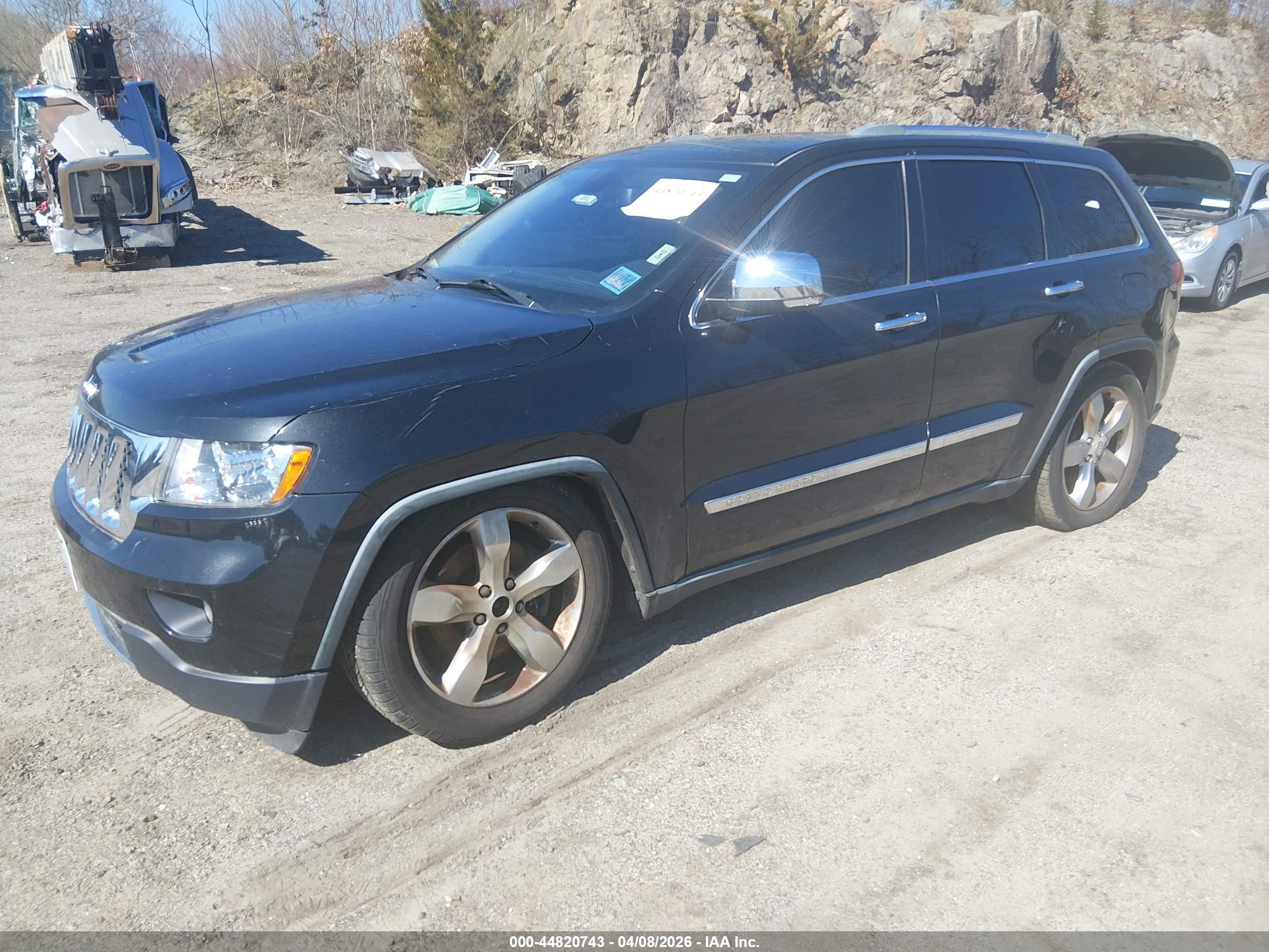 JEEP GRAND image 2