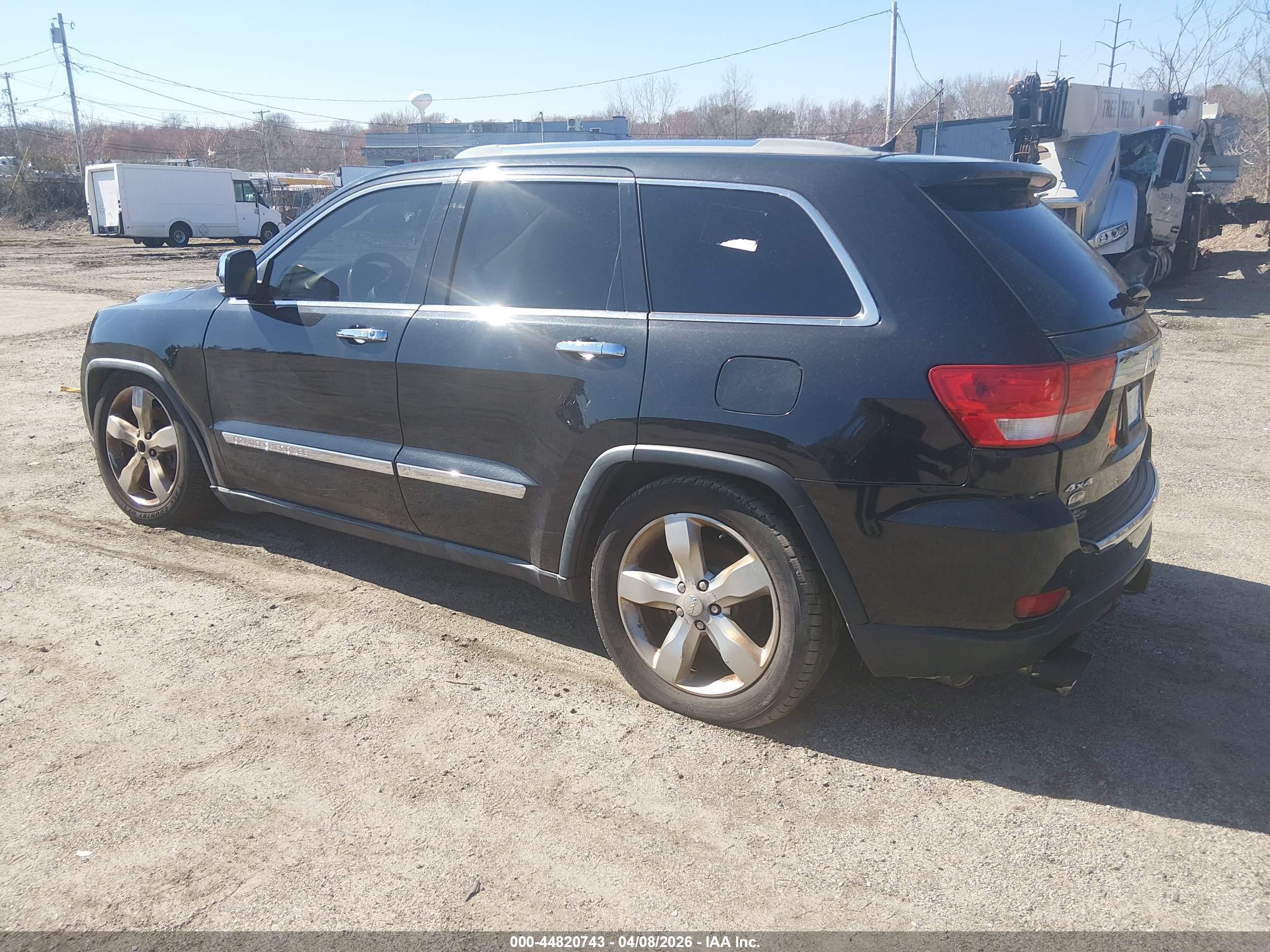JEEP GRAND image 3