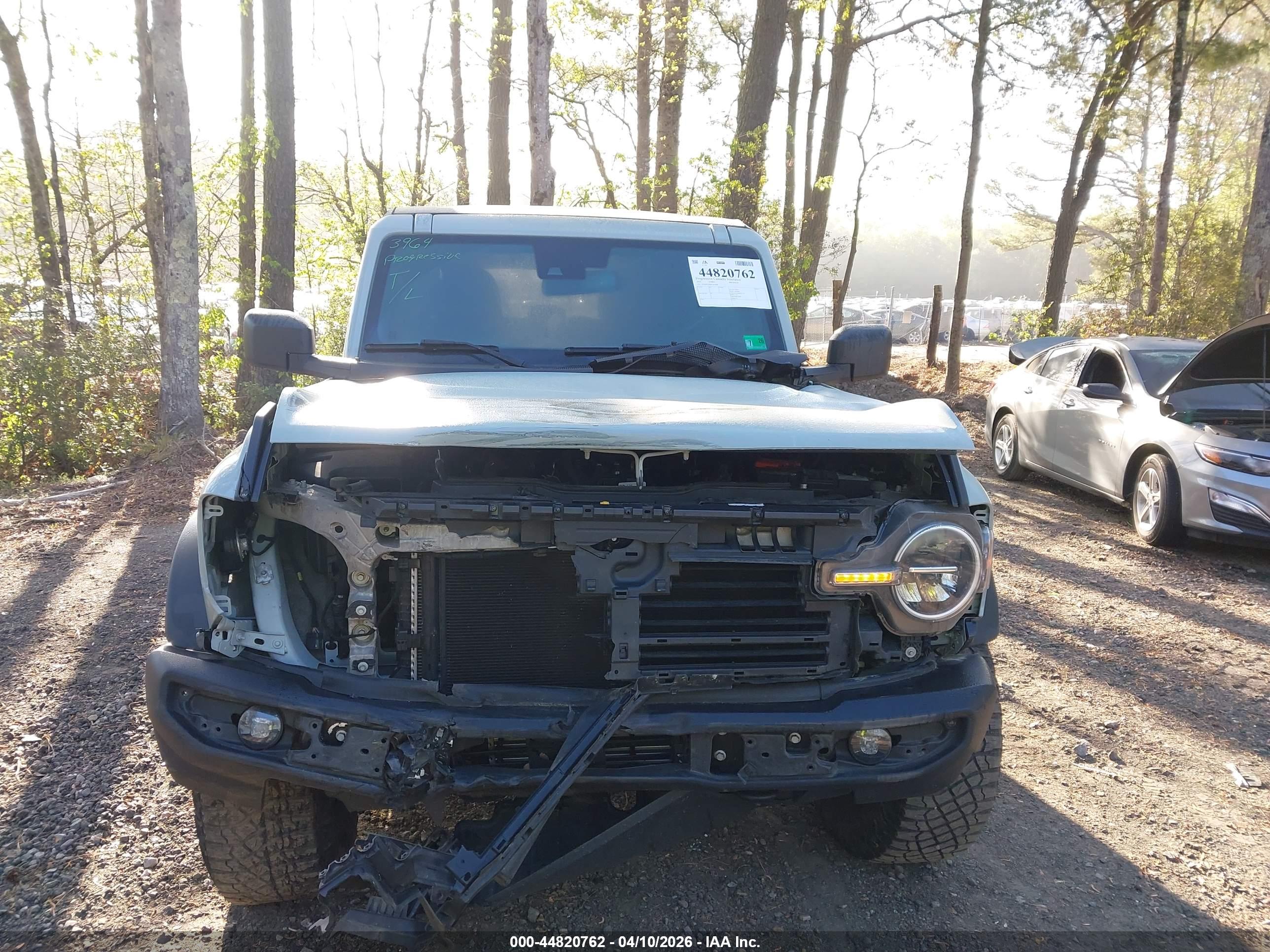 FORD BRONCO image 6