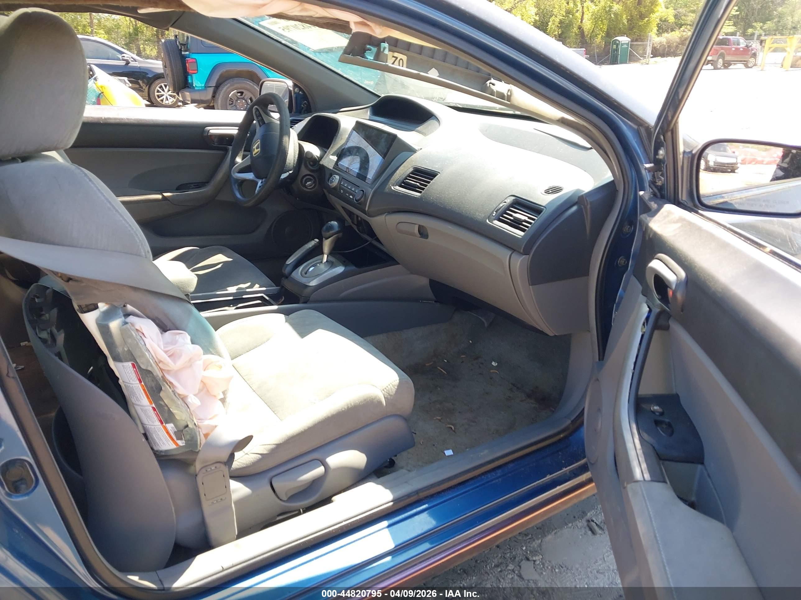 HONDA CIVIC image 5