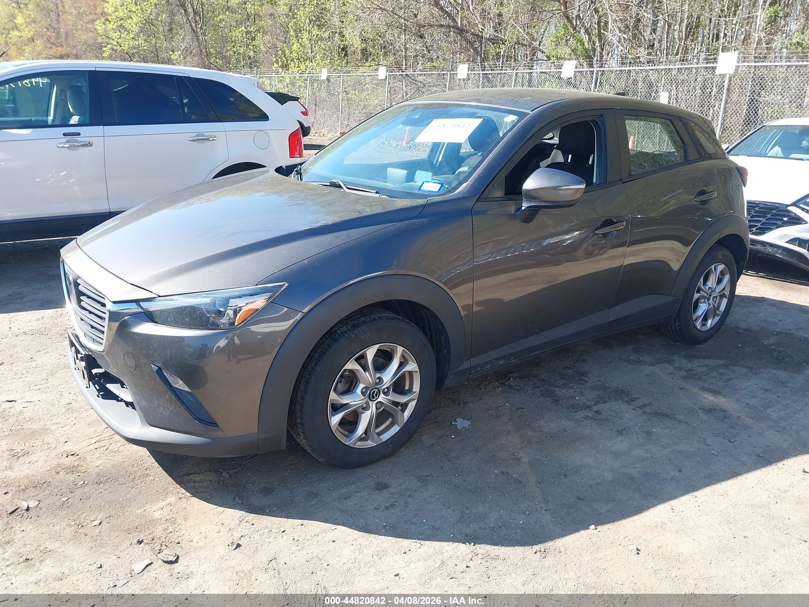 MAZDA CX-3 image 2