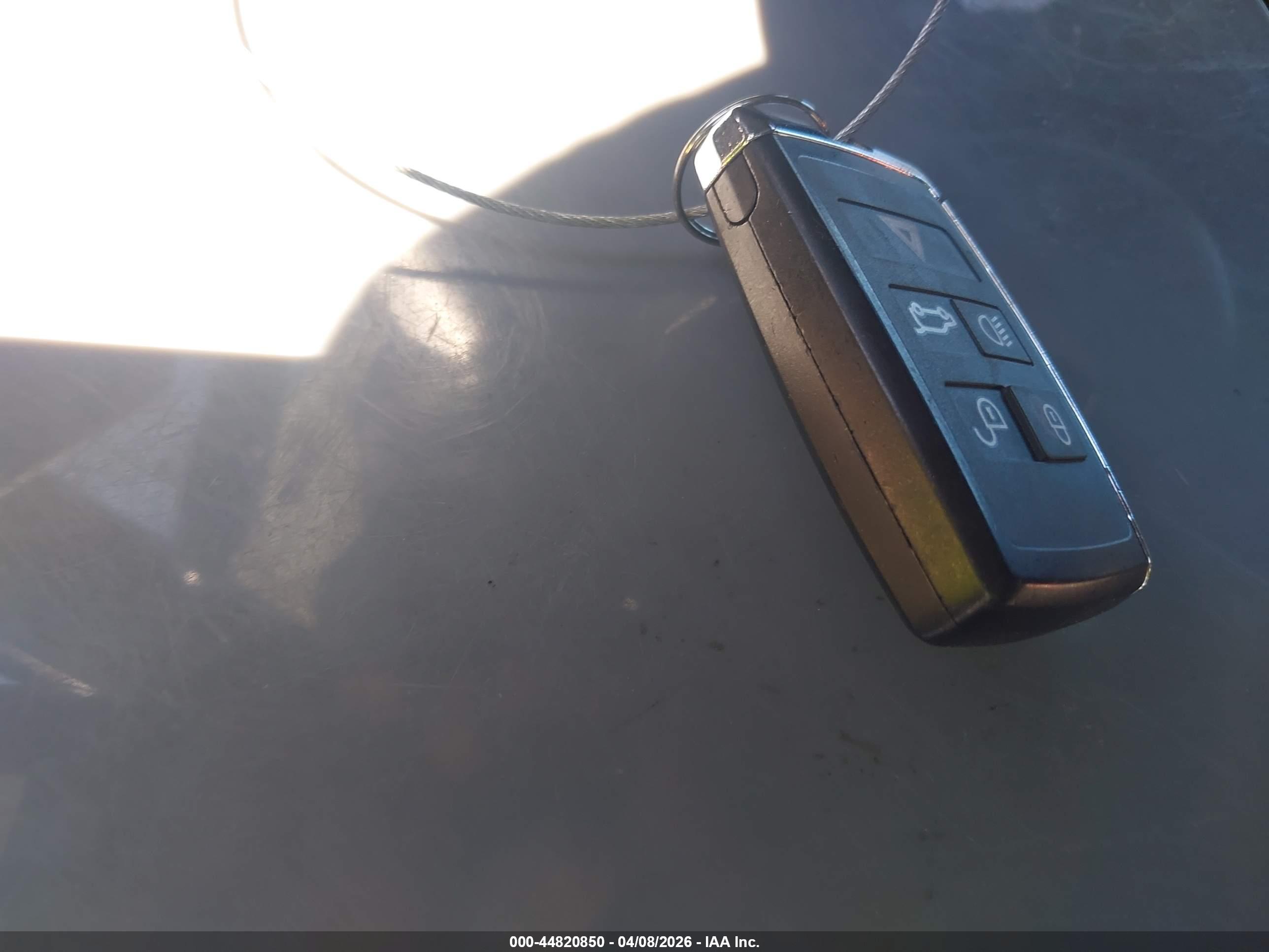 LAND ROVER image 11