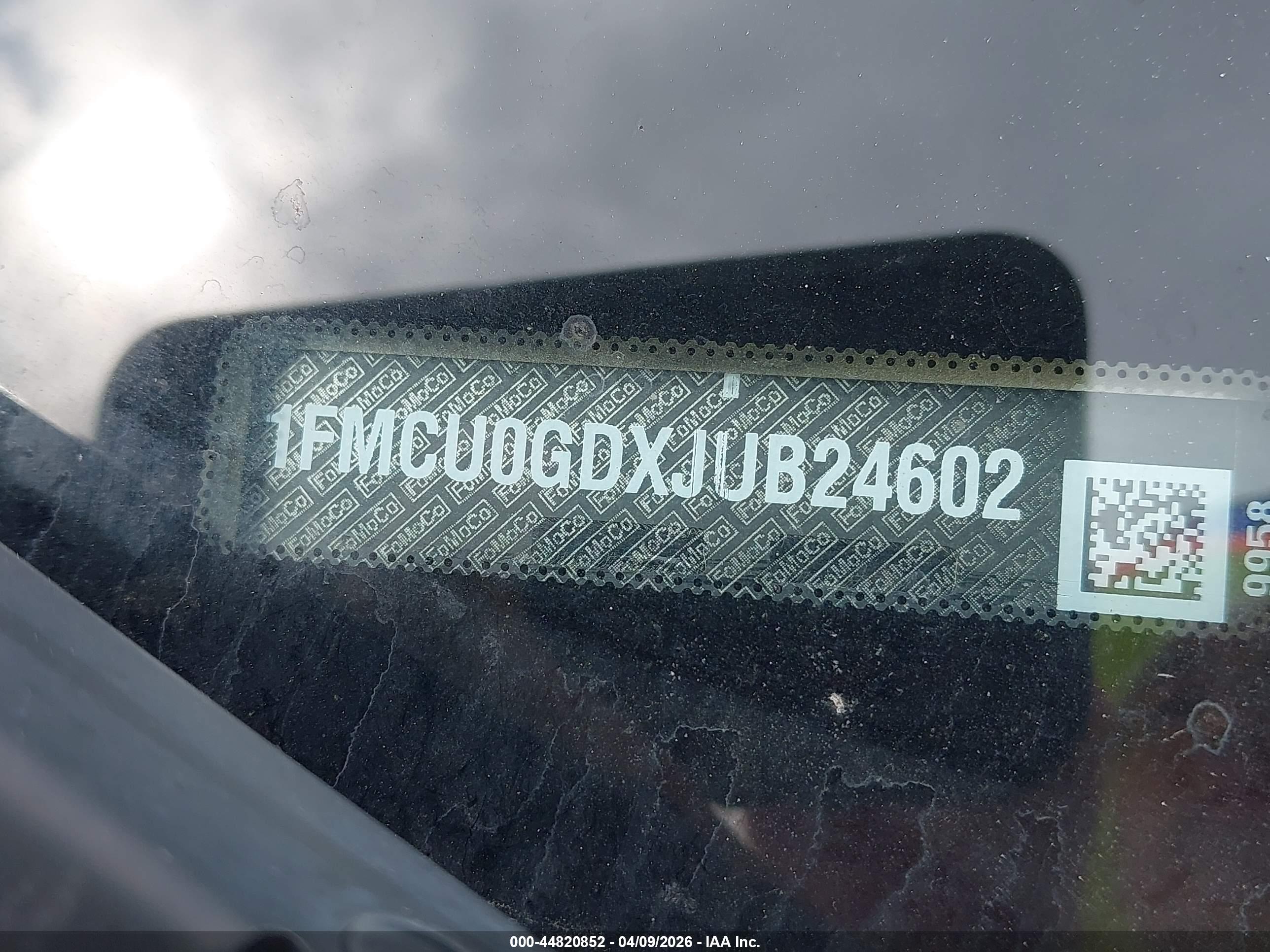 FORD ESCAPE image 9