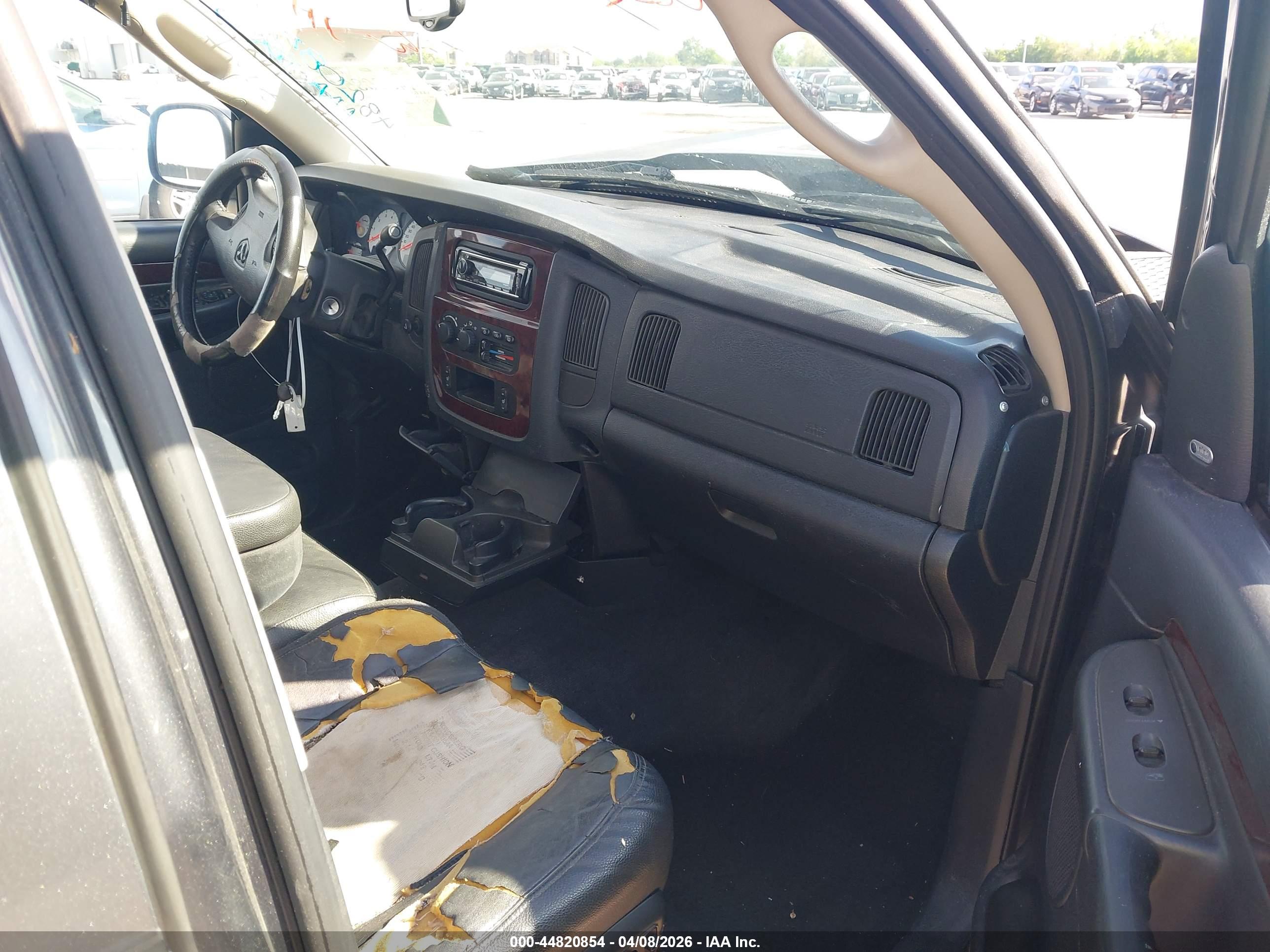 DODGE RAM image 5