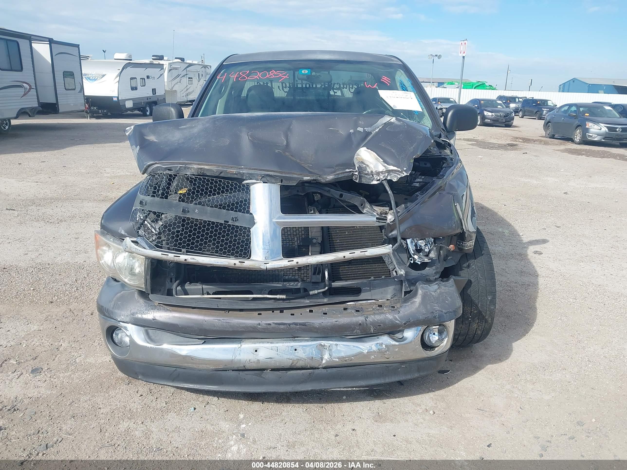 DODGE RAM image 6